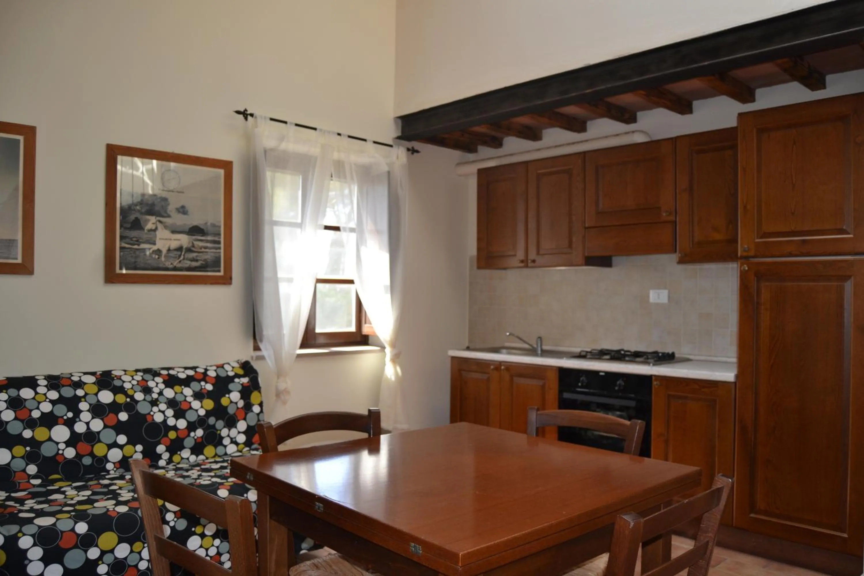 Dining area in Antico Borgo Casalappi