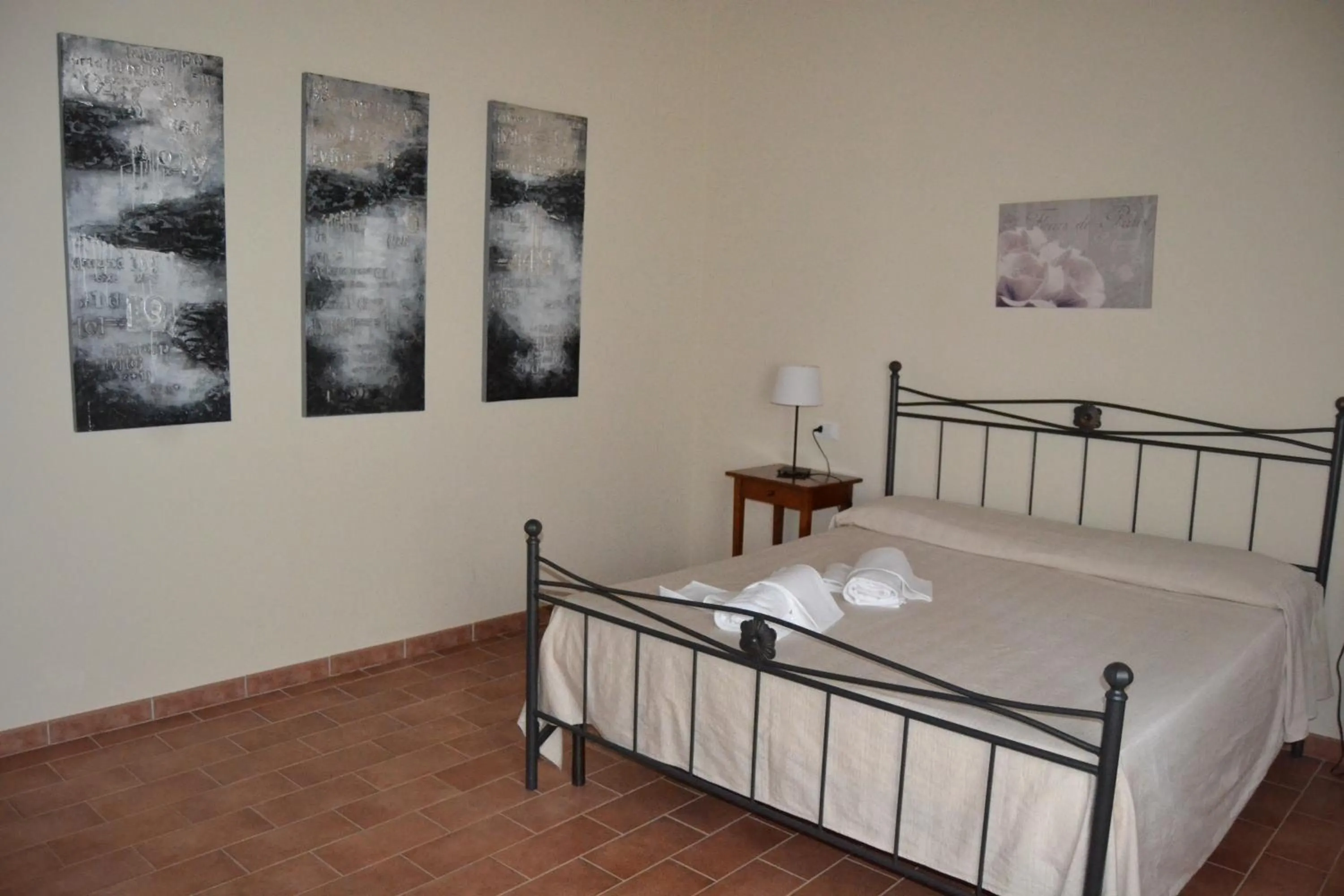 Bed in Antico Borgo Casalappi