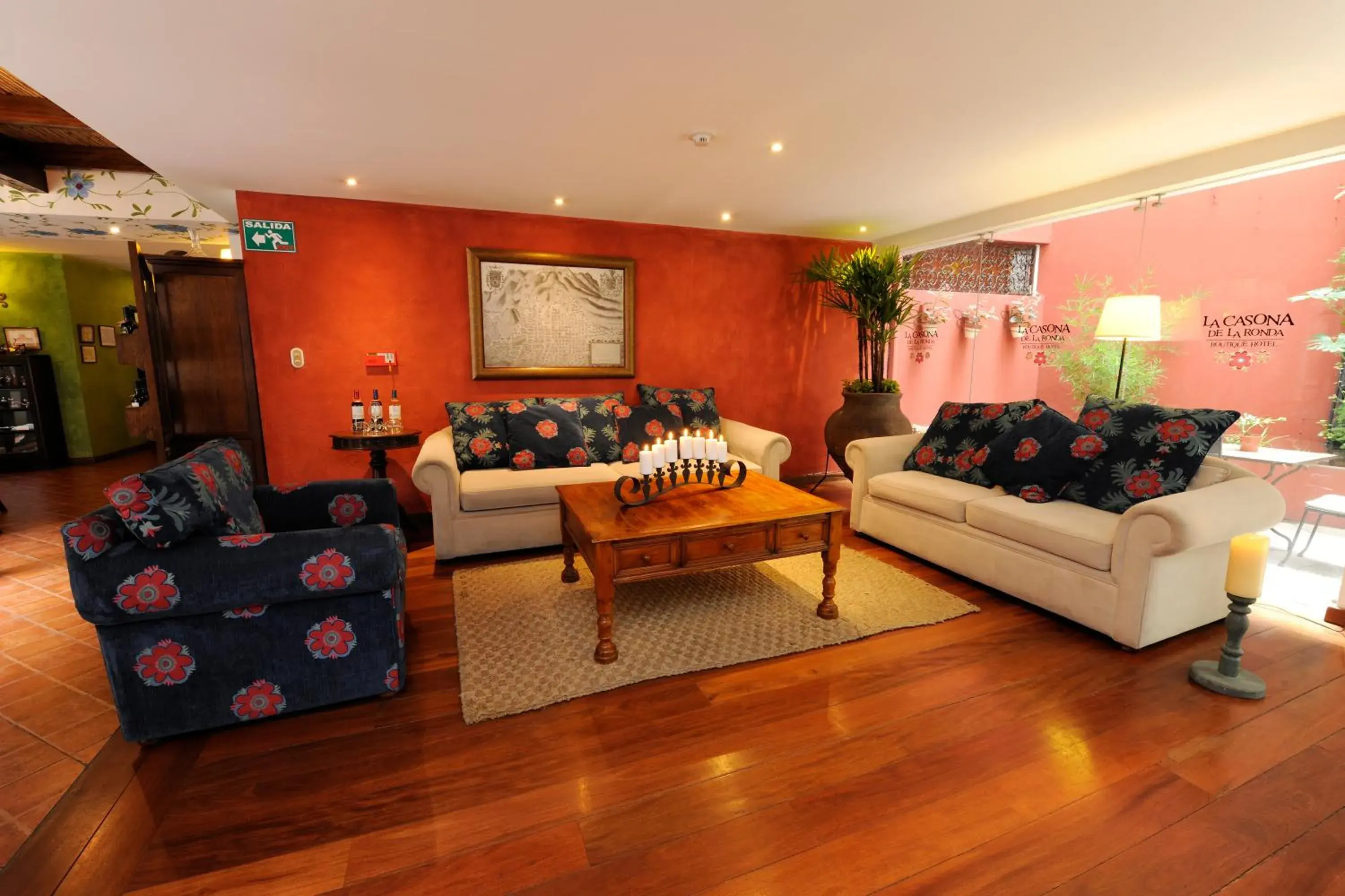 Living room in La Casona de la Ronda Hotel Boutique Living room in La Casona de la Ronda Hotel Boutique