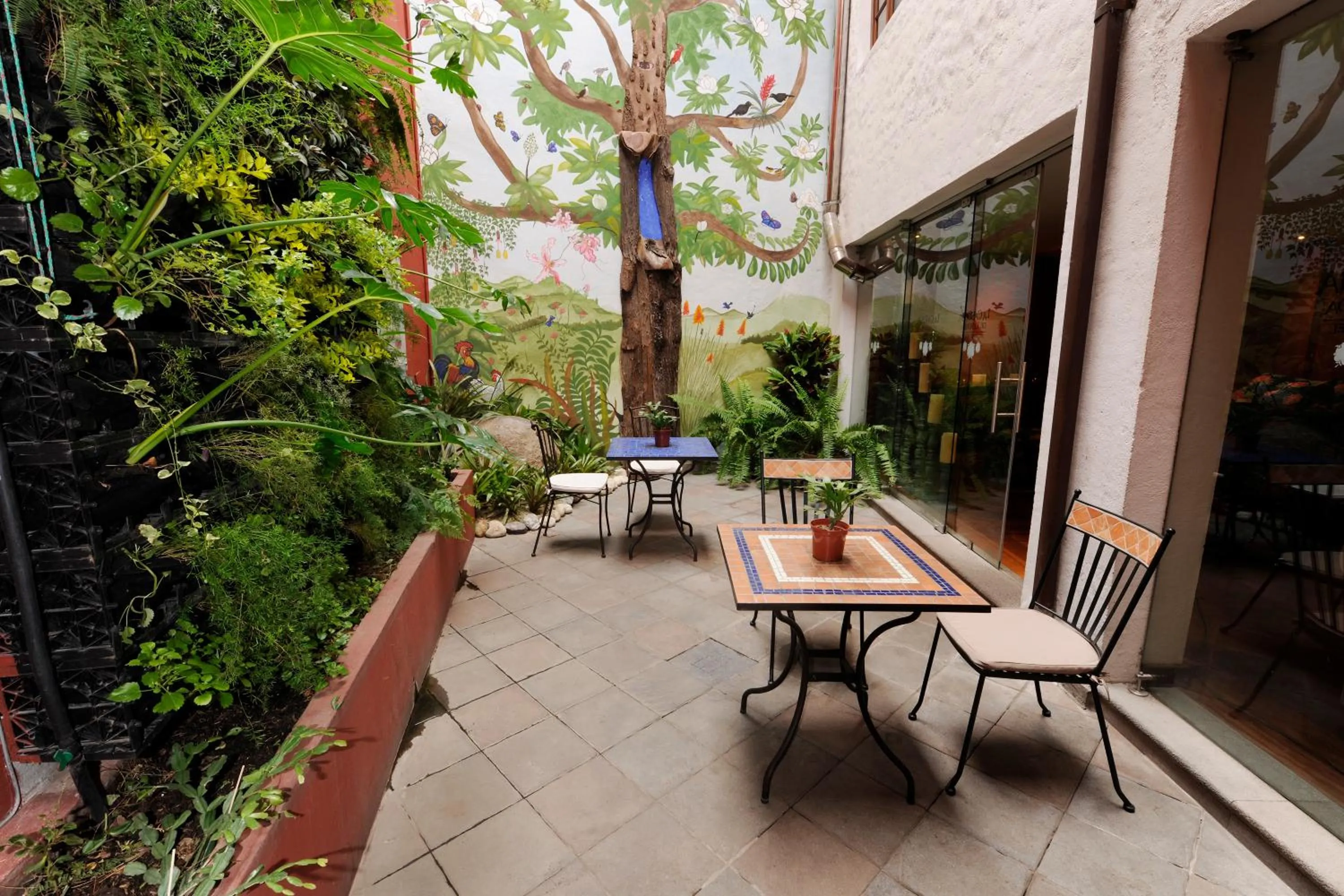 Patio in La Casona de la Ronda Hotel Boutique