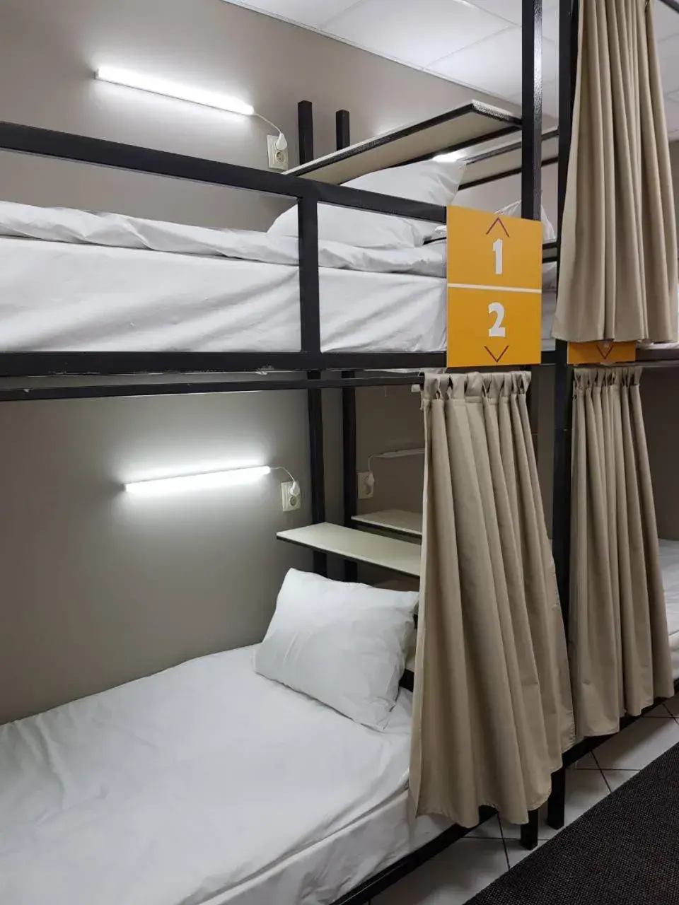 Bed in 4-Bed Female Dormitory Room in Hostel City Center Bed in 4-Bed Female Dormitory Room in Hostel City Center
