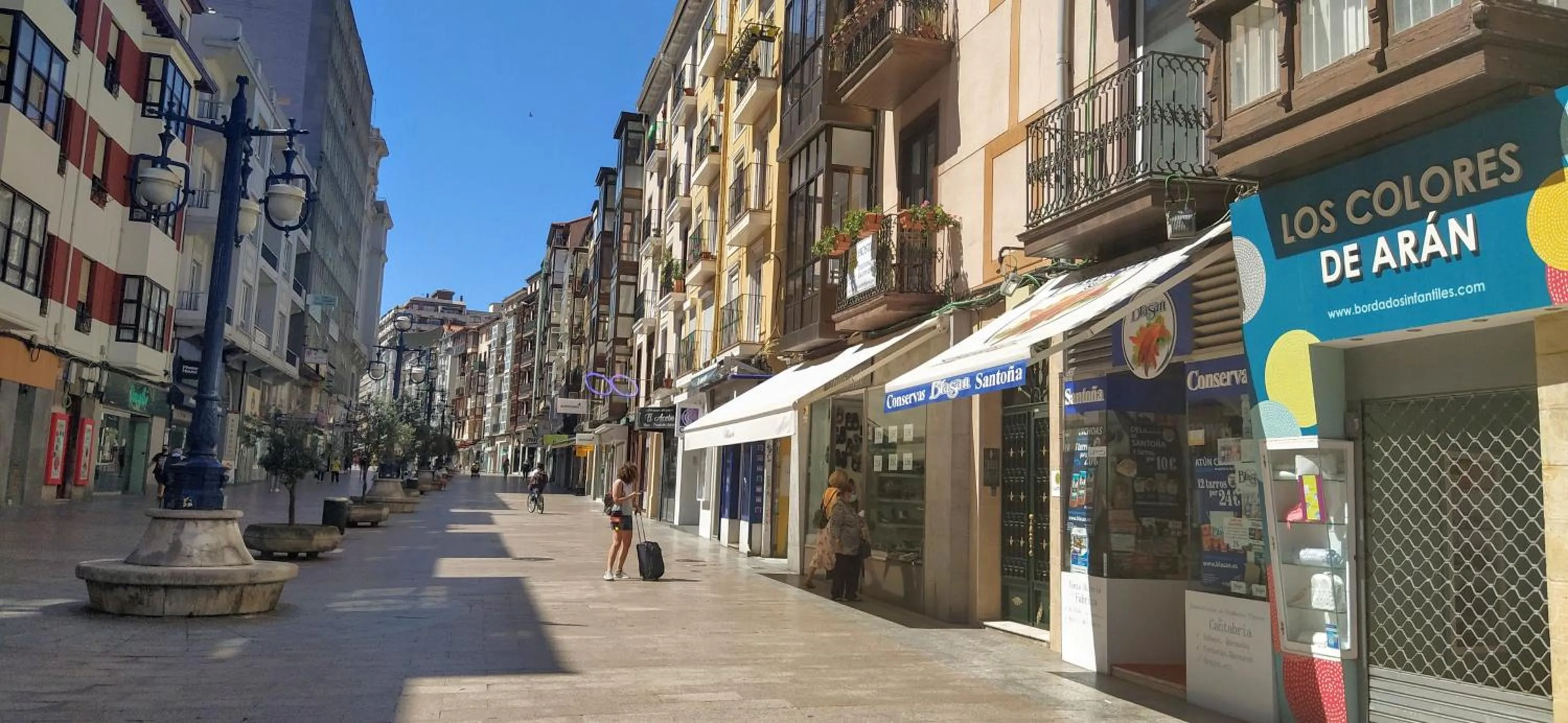 Property building in Alojamientos Cantíber