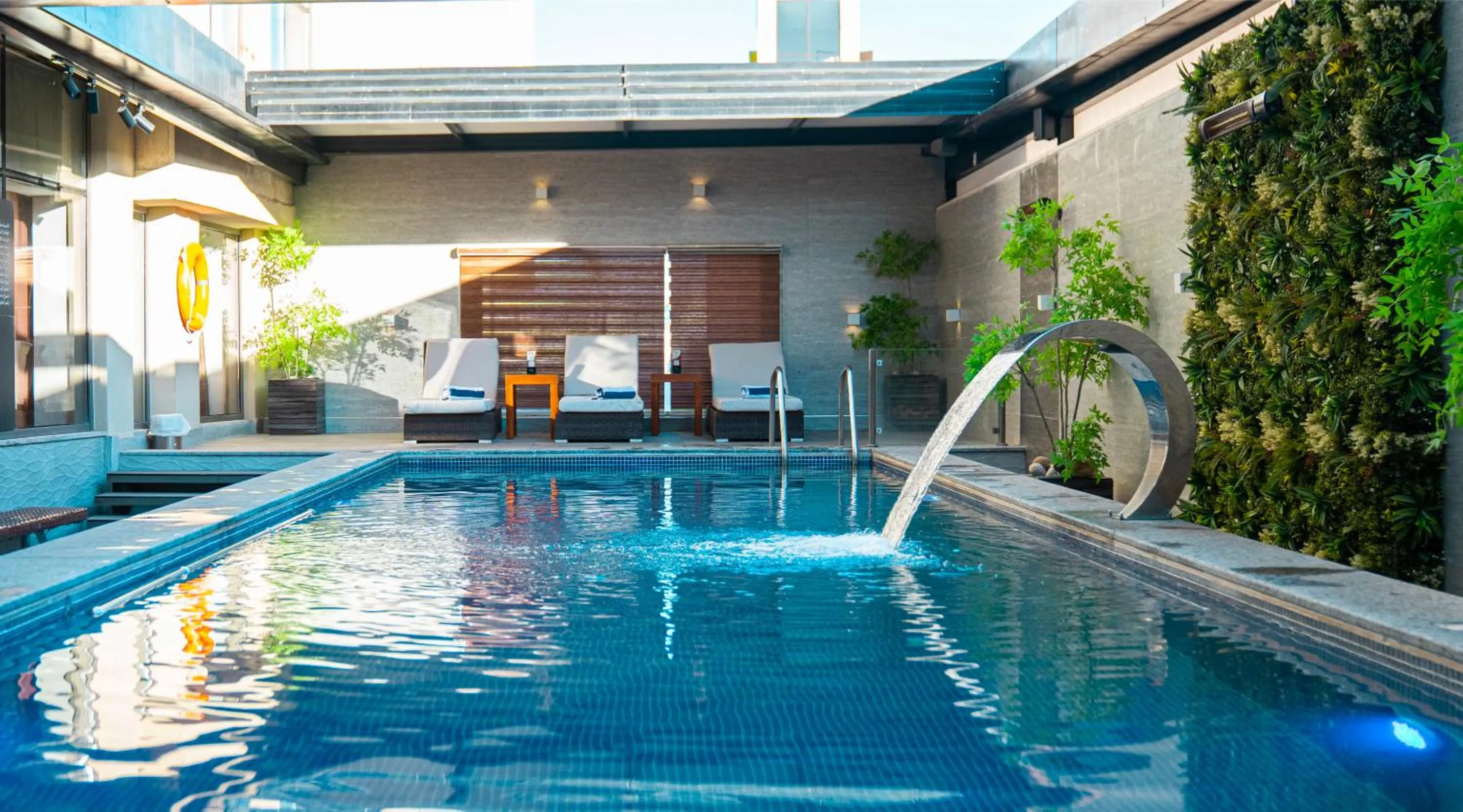 Swimming pool in Lijam Hotel