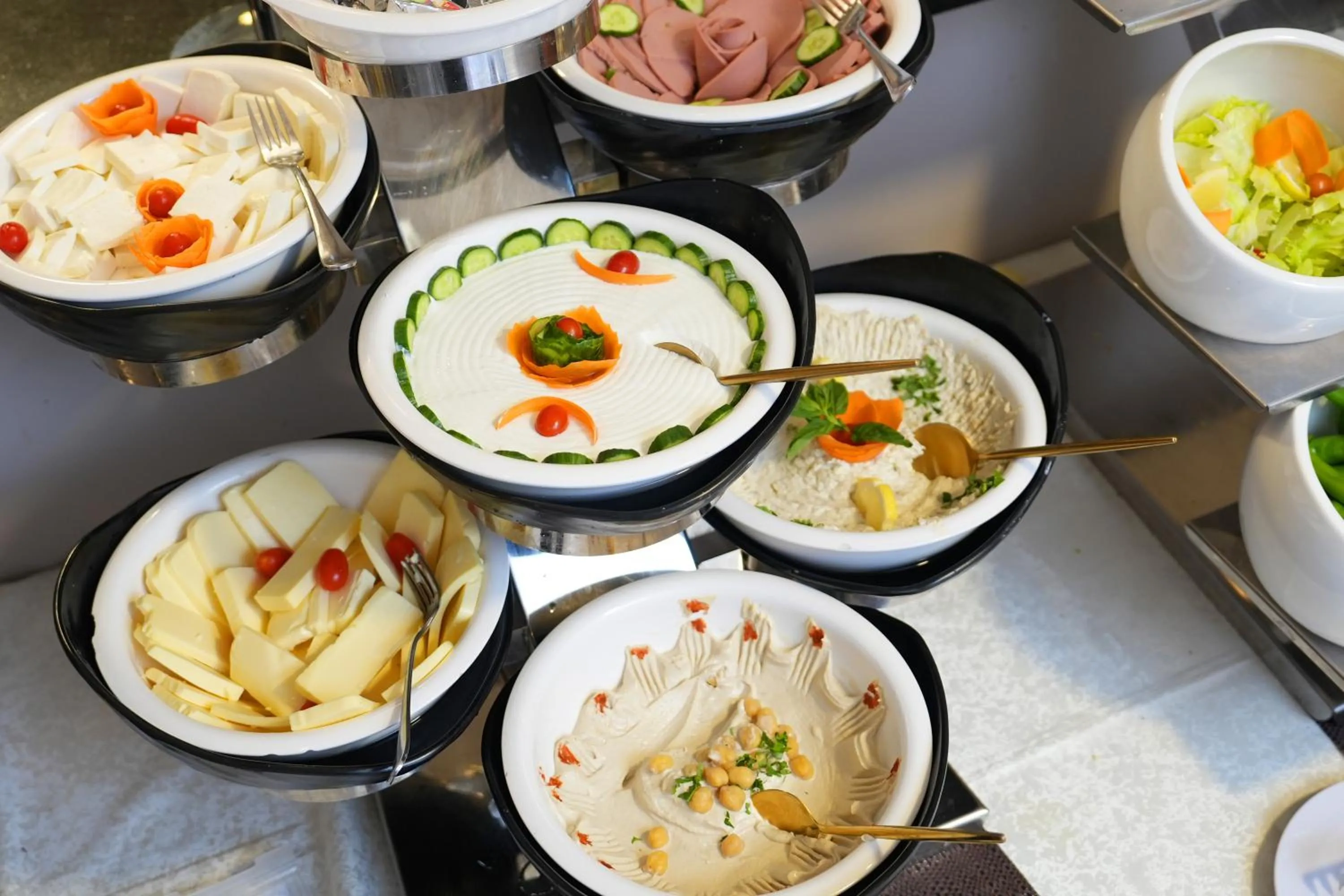 Buffet breakfast in Lijam Hotel