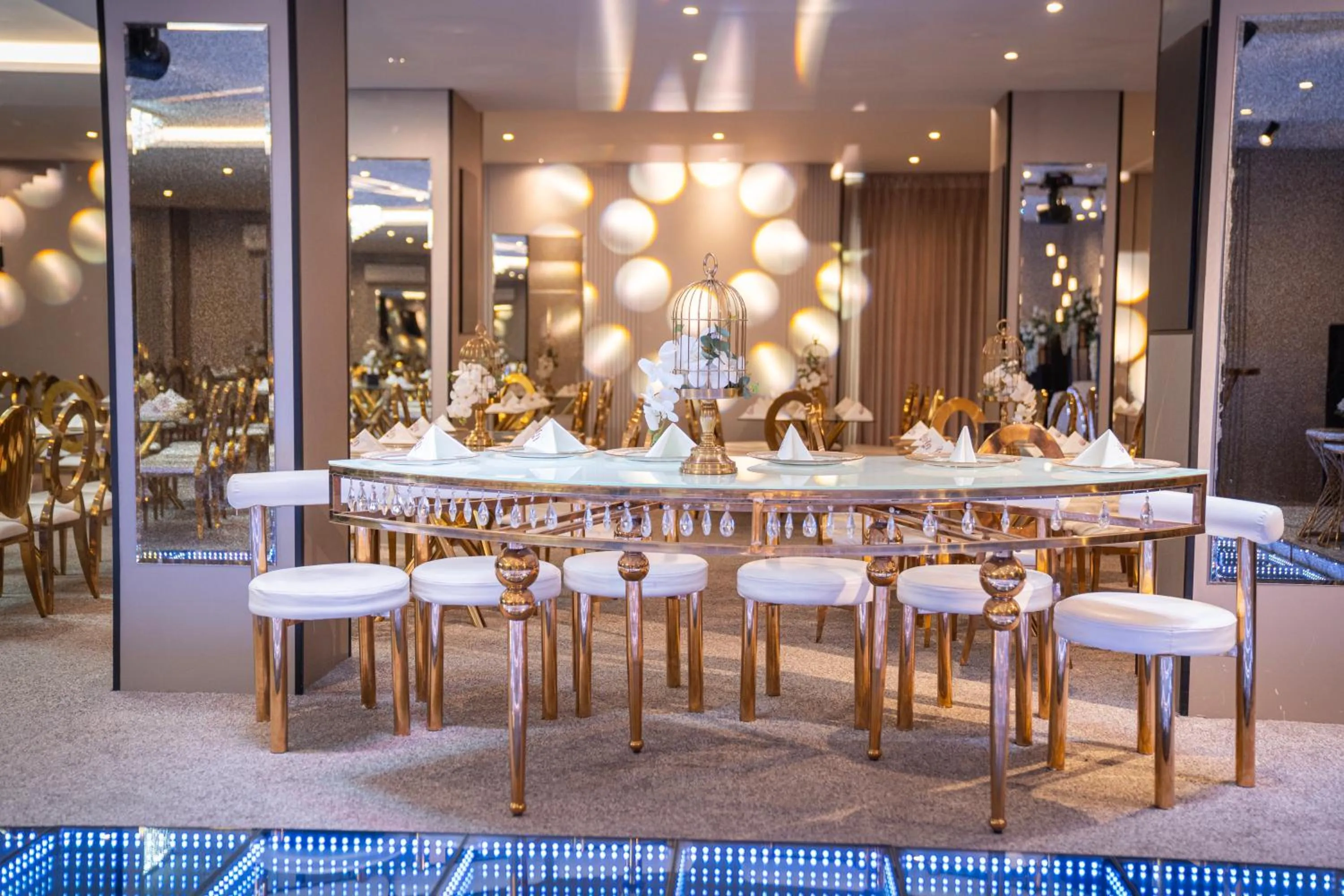 wedding in Lijam Hotel