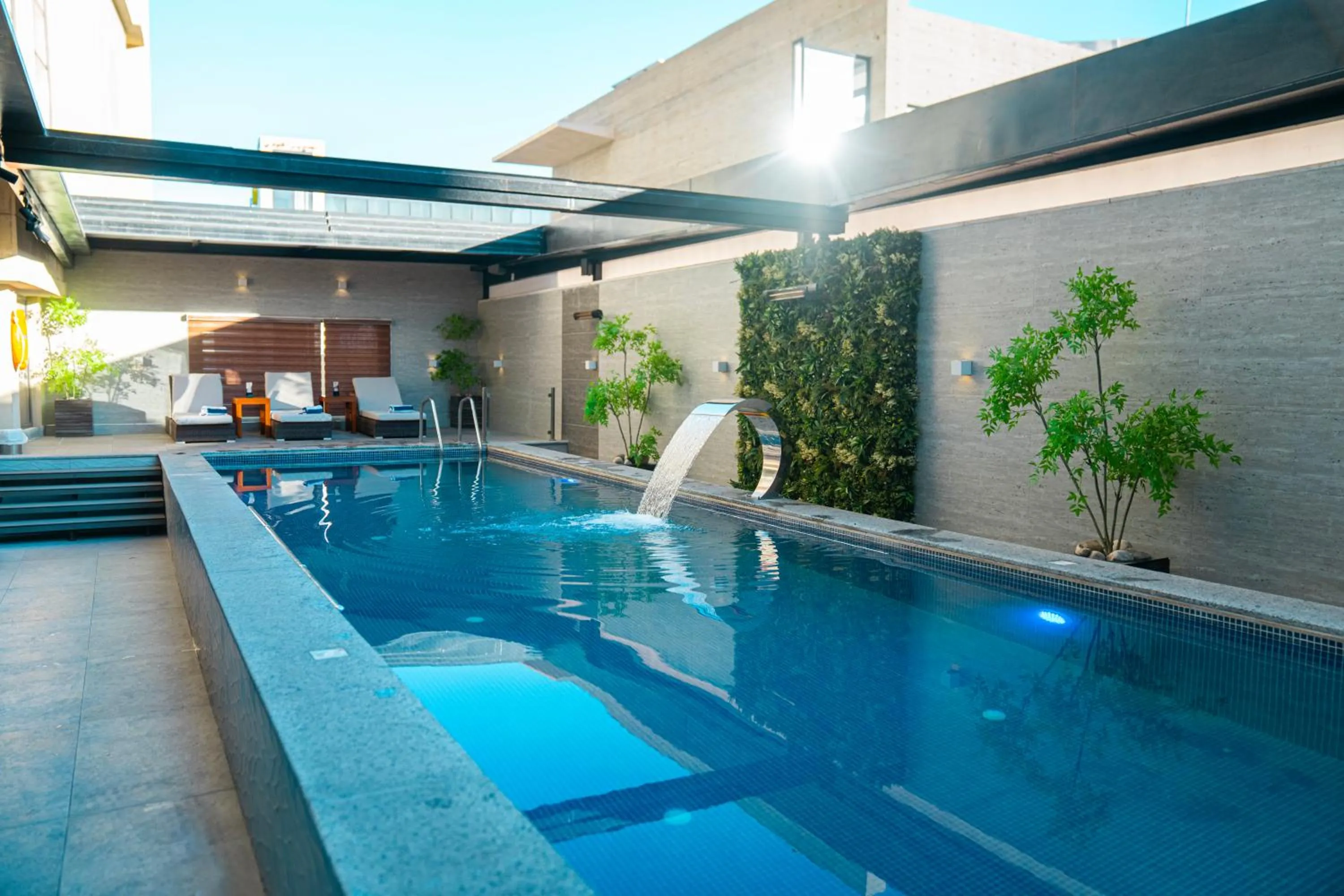 Swimming pool in Lijam Hotel