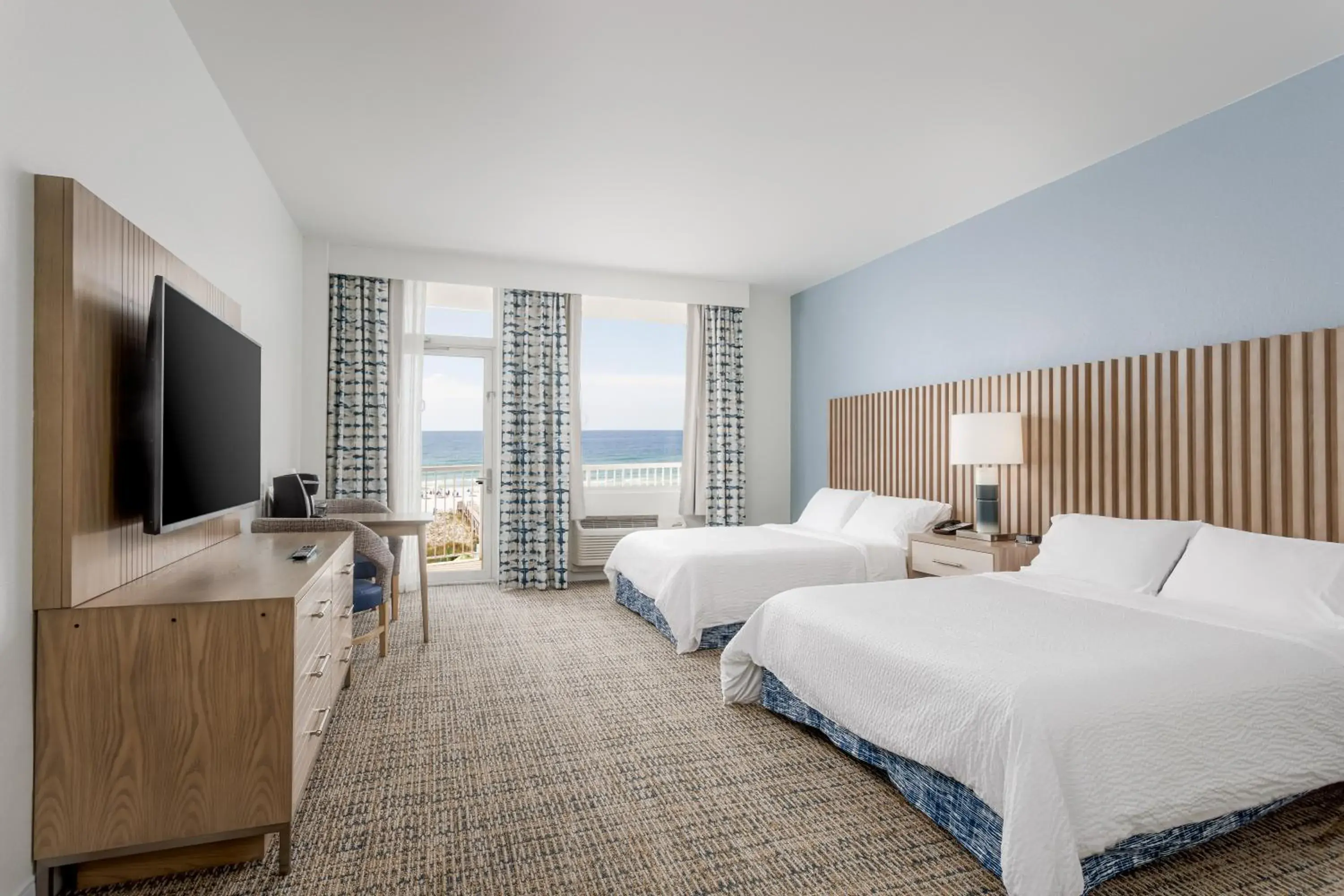Queen Room with Two Queen Beds and Balcony - Non-Smoking in Holiday Inn Resort Pensacola Beach Gulf Front by IHG Queen Room with Two Queen Beds and Balcony - Non-Smoking in Holiday Inn Resort Pensacola Beach Gulf Front by IHG