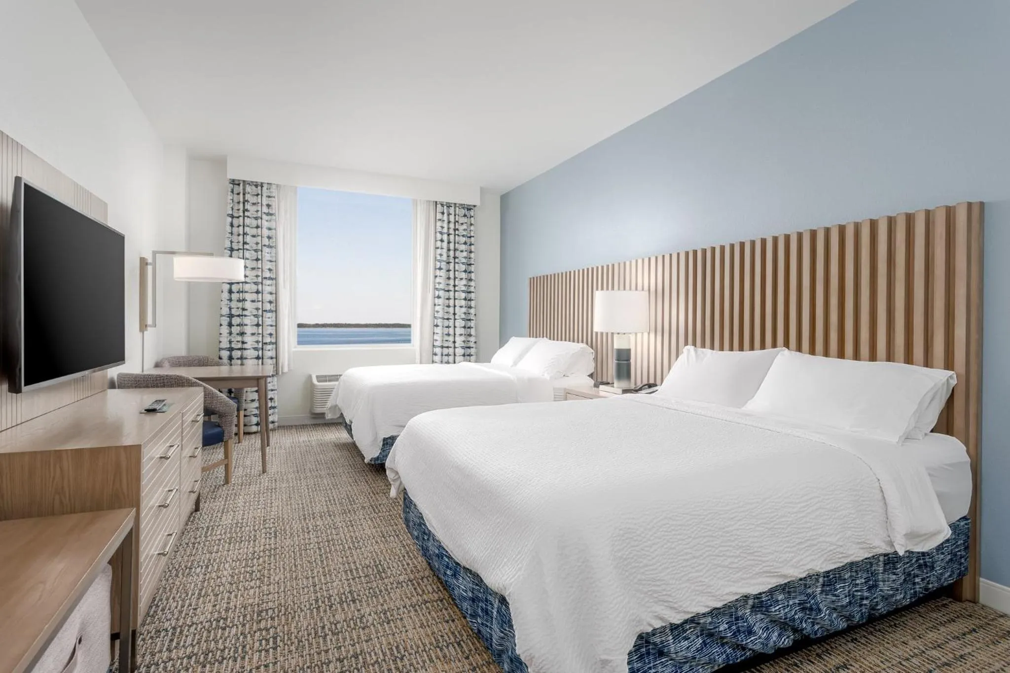Photo of the whole room, Bed in Holiday Inn Resort Pensacola Beach Gulf Front by IHG