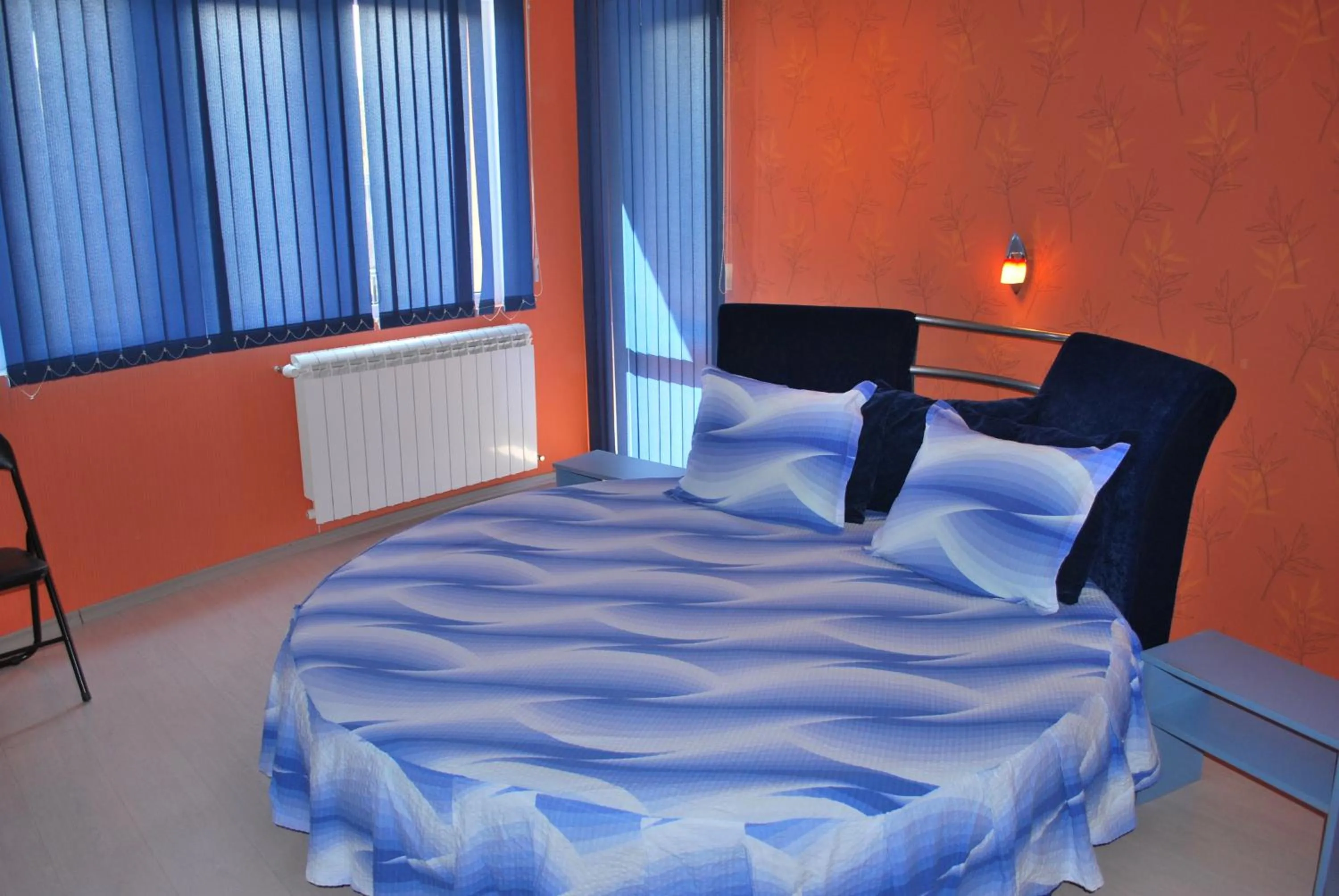 Bed in Hotel Milenium