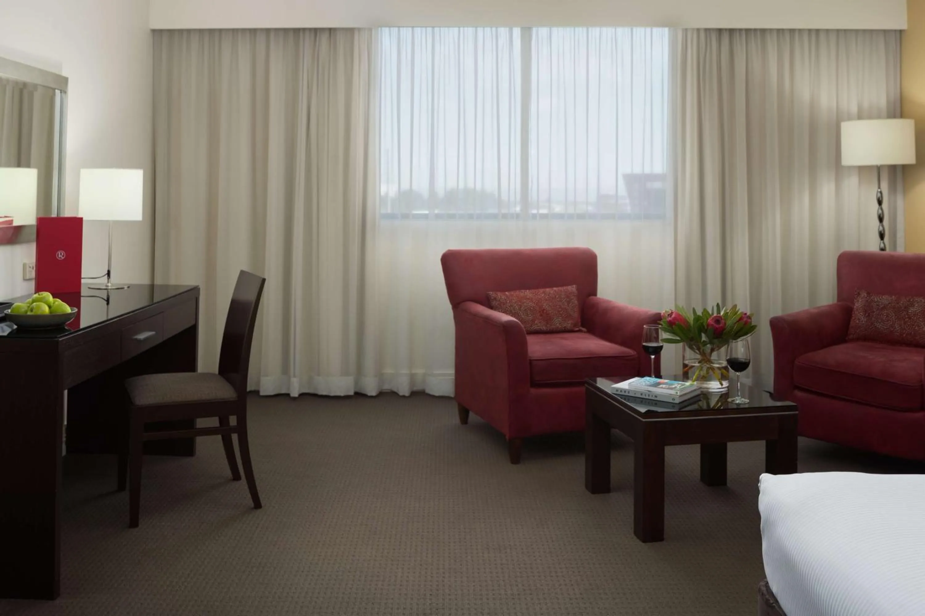 Photo of the whole room in Rydges Norwest Sydney