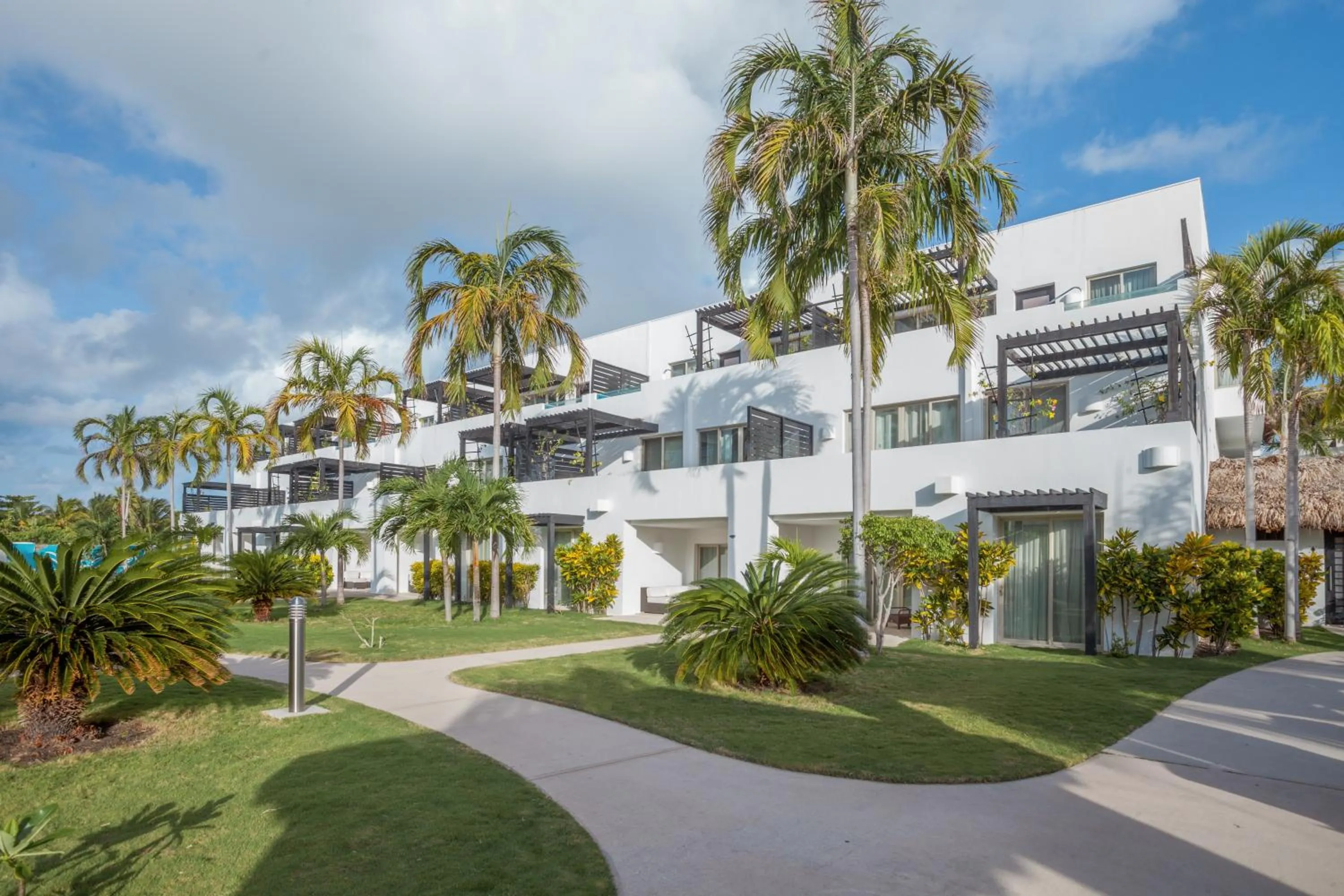 Property building in Las Terrazas Resort