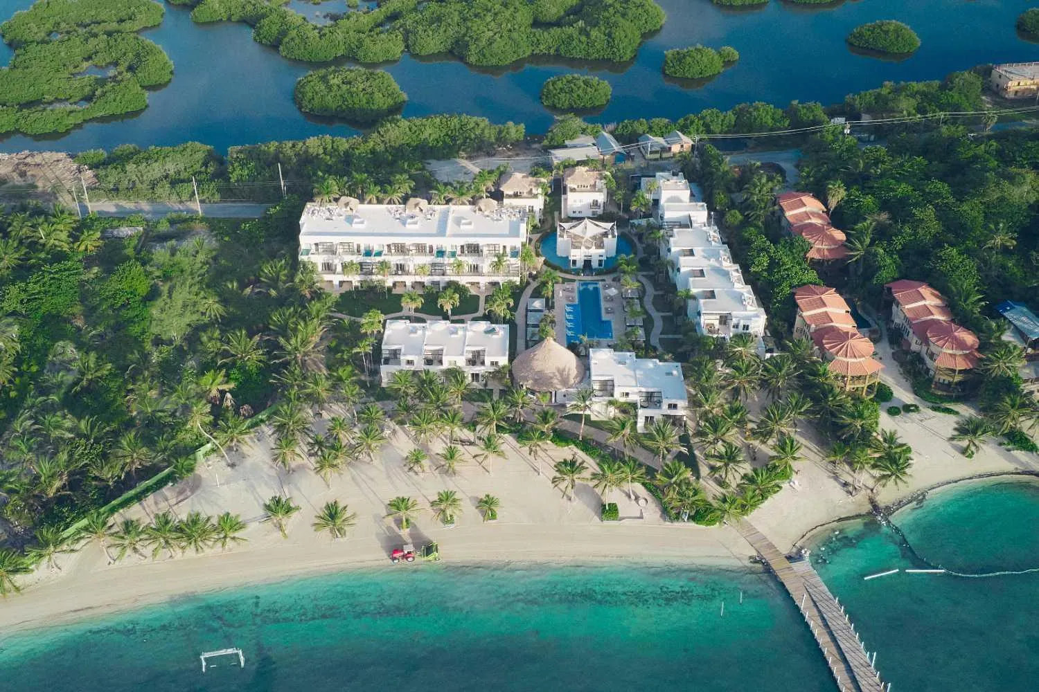 Property building in Las Terrazas Resort