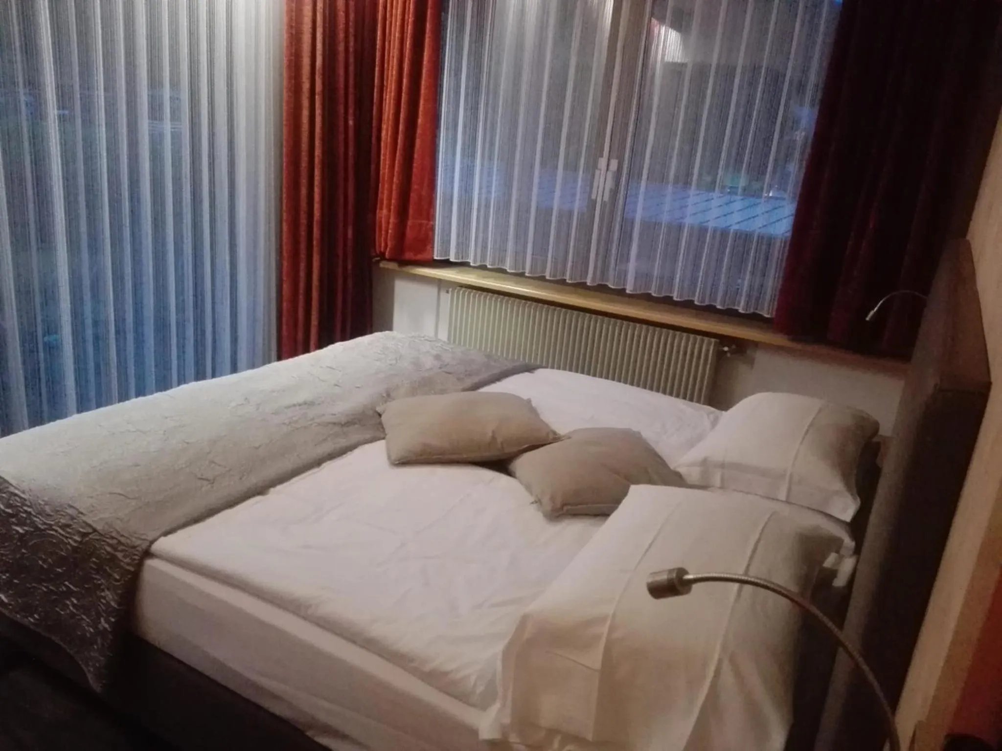 Bedroom, Bed in Residence Anda