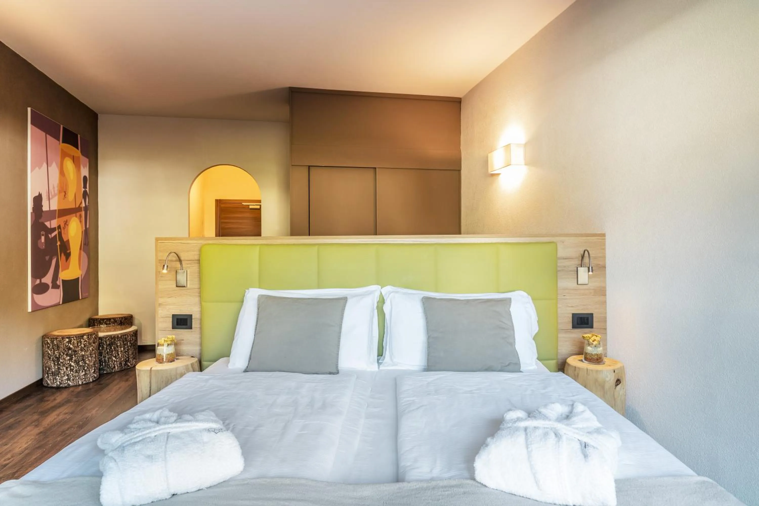 Photo of the whole room, Bed in Residence Anda