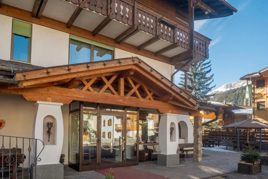 Property building in Residence Anda