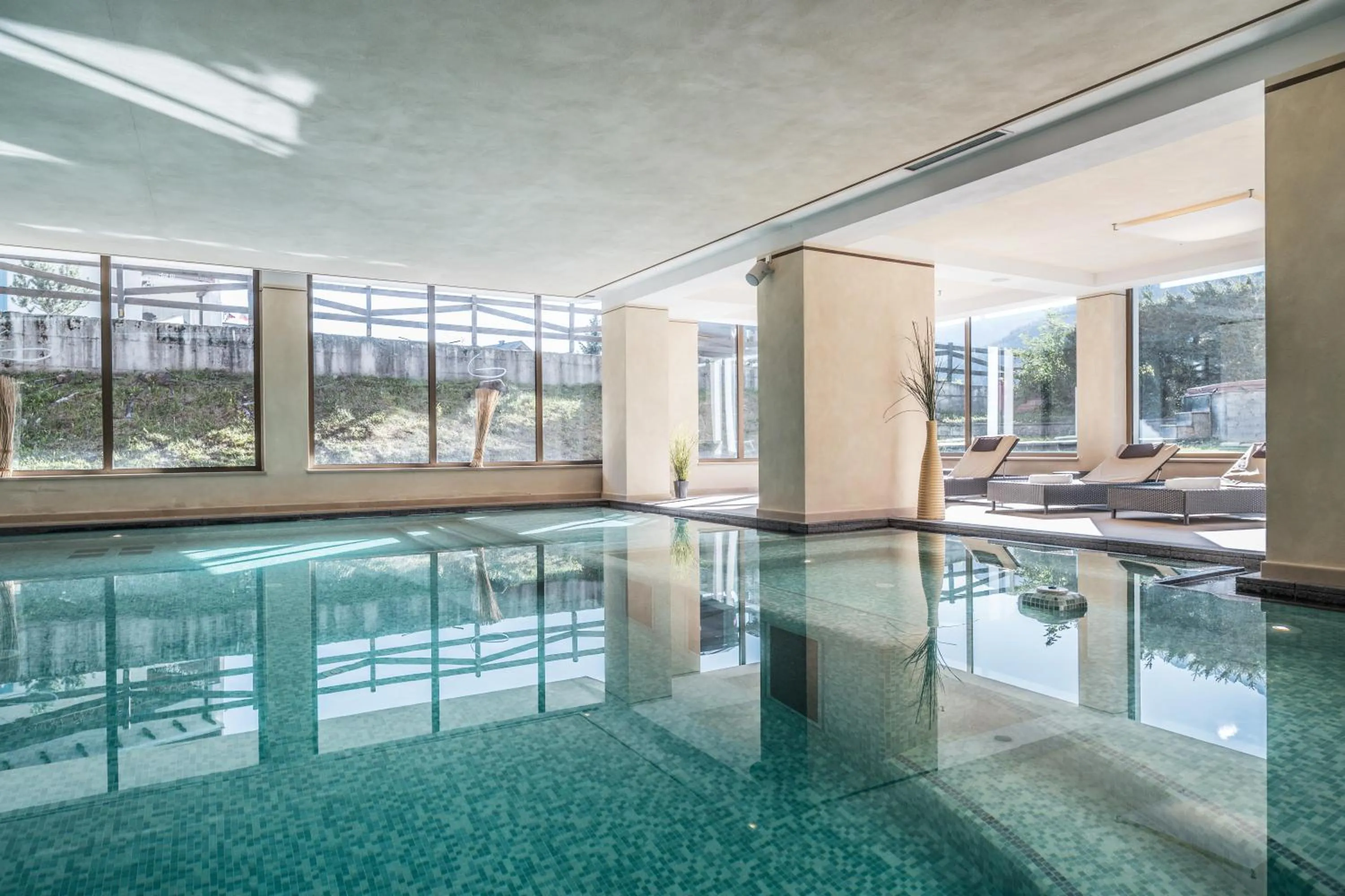 Pool view in Residence Anda