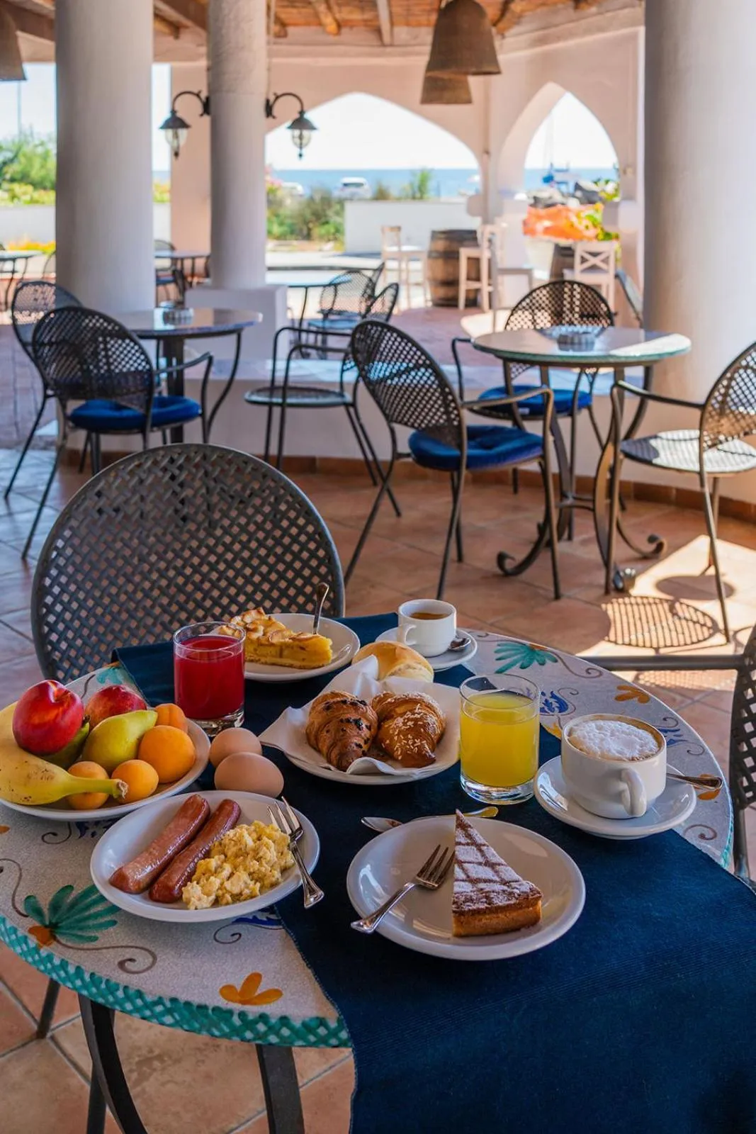Breakfast in Hotel Rojas