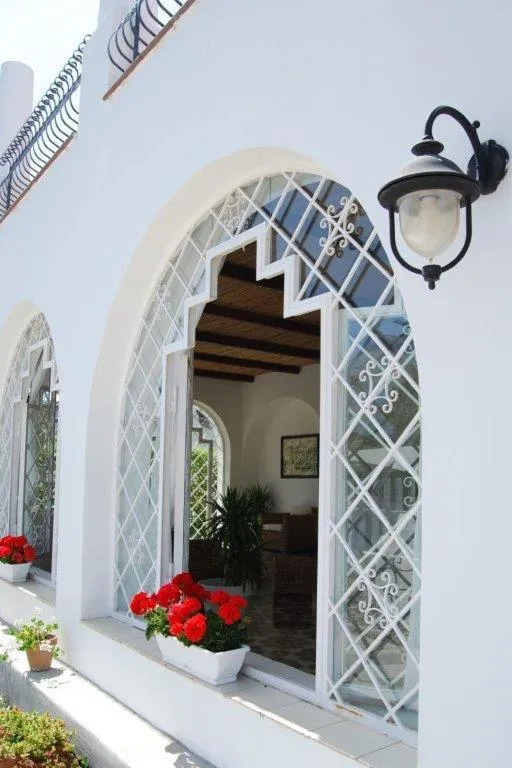 Property building in Hotel Rojas