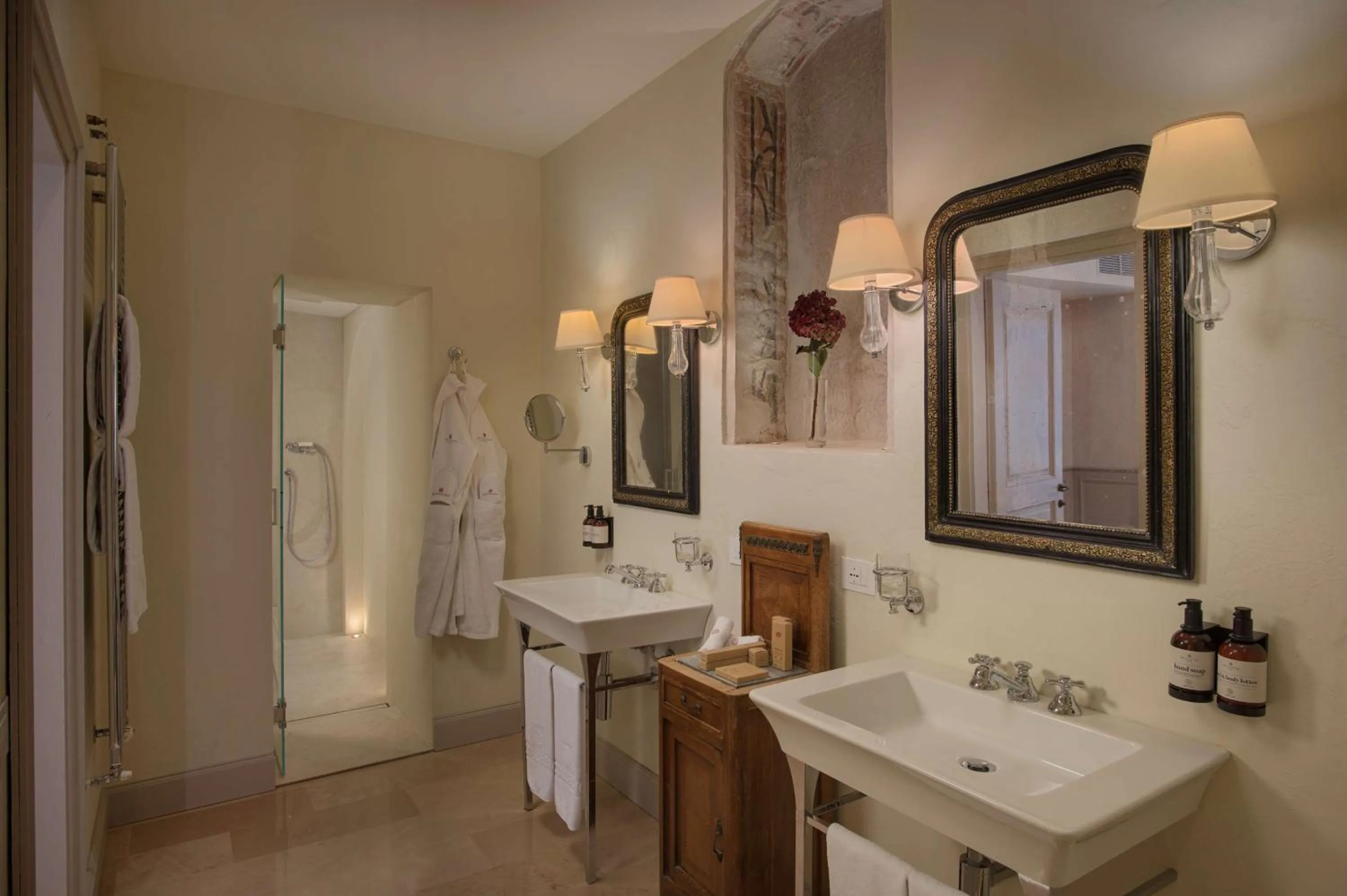 Bathroom in NH Collection Palazzo Verona