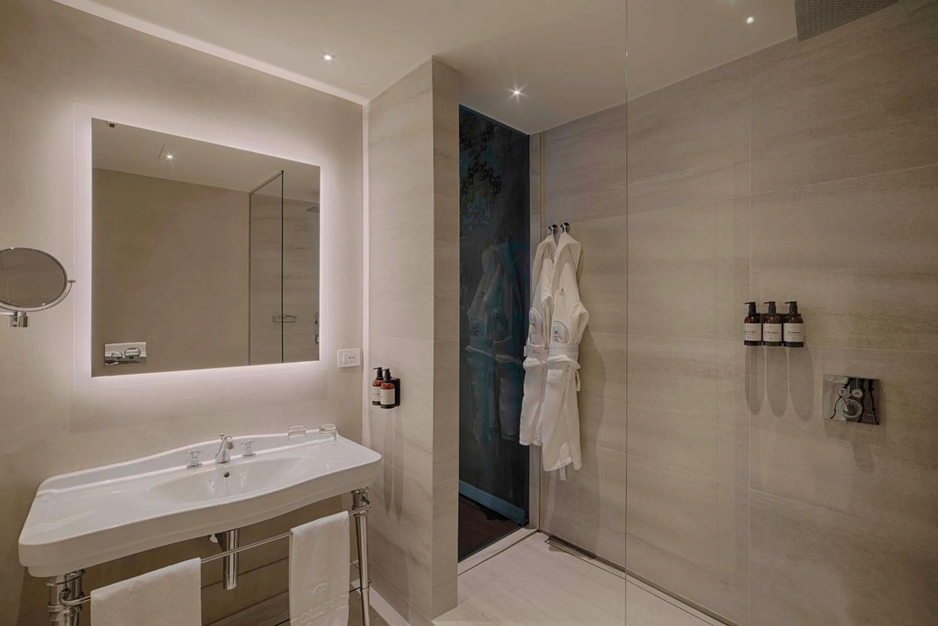 Bathroom in NH Collection Palazzo Verona