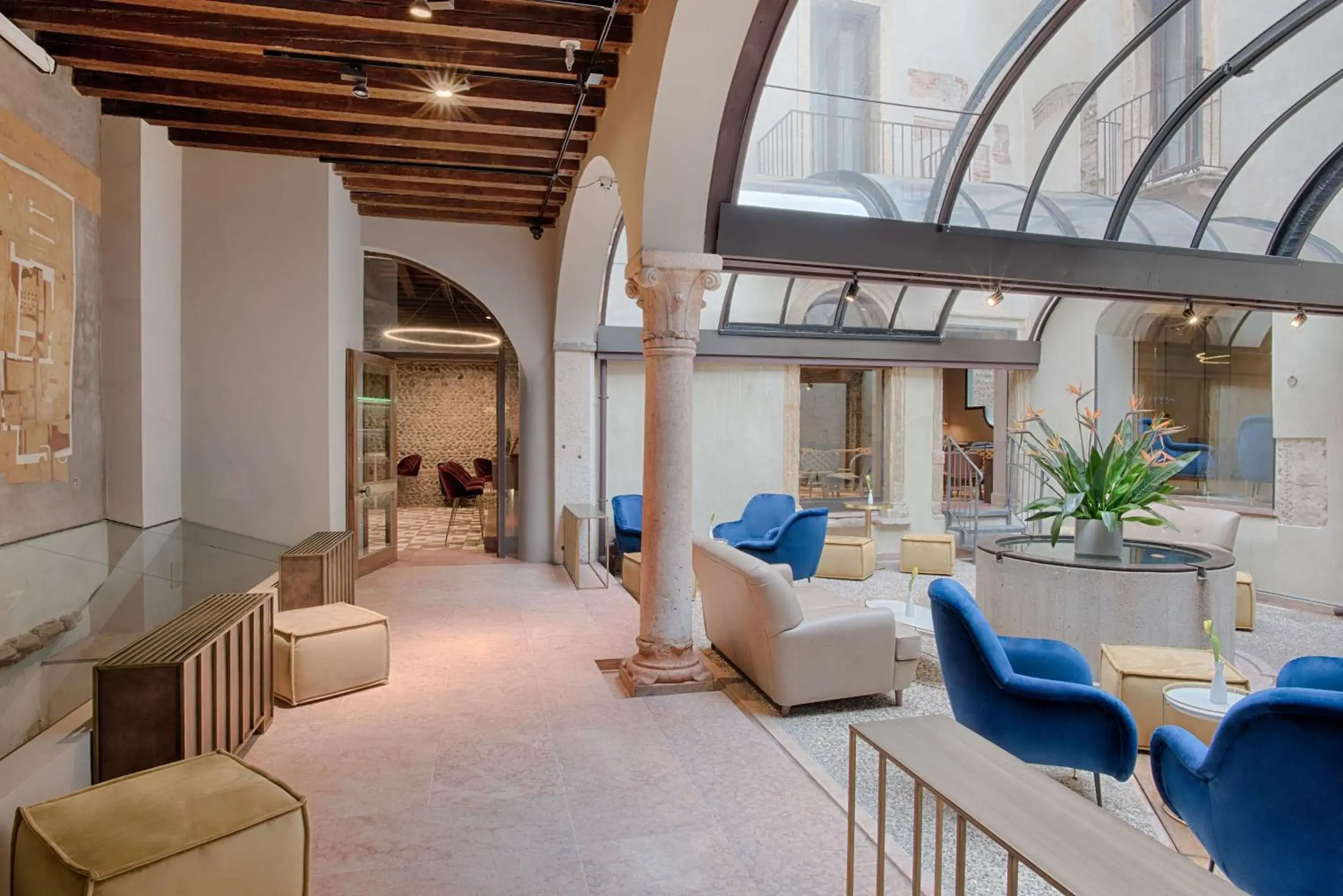 Property building in NH Collection Palazzo Verona Property building in NH Collection Palazzo Verona