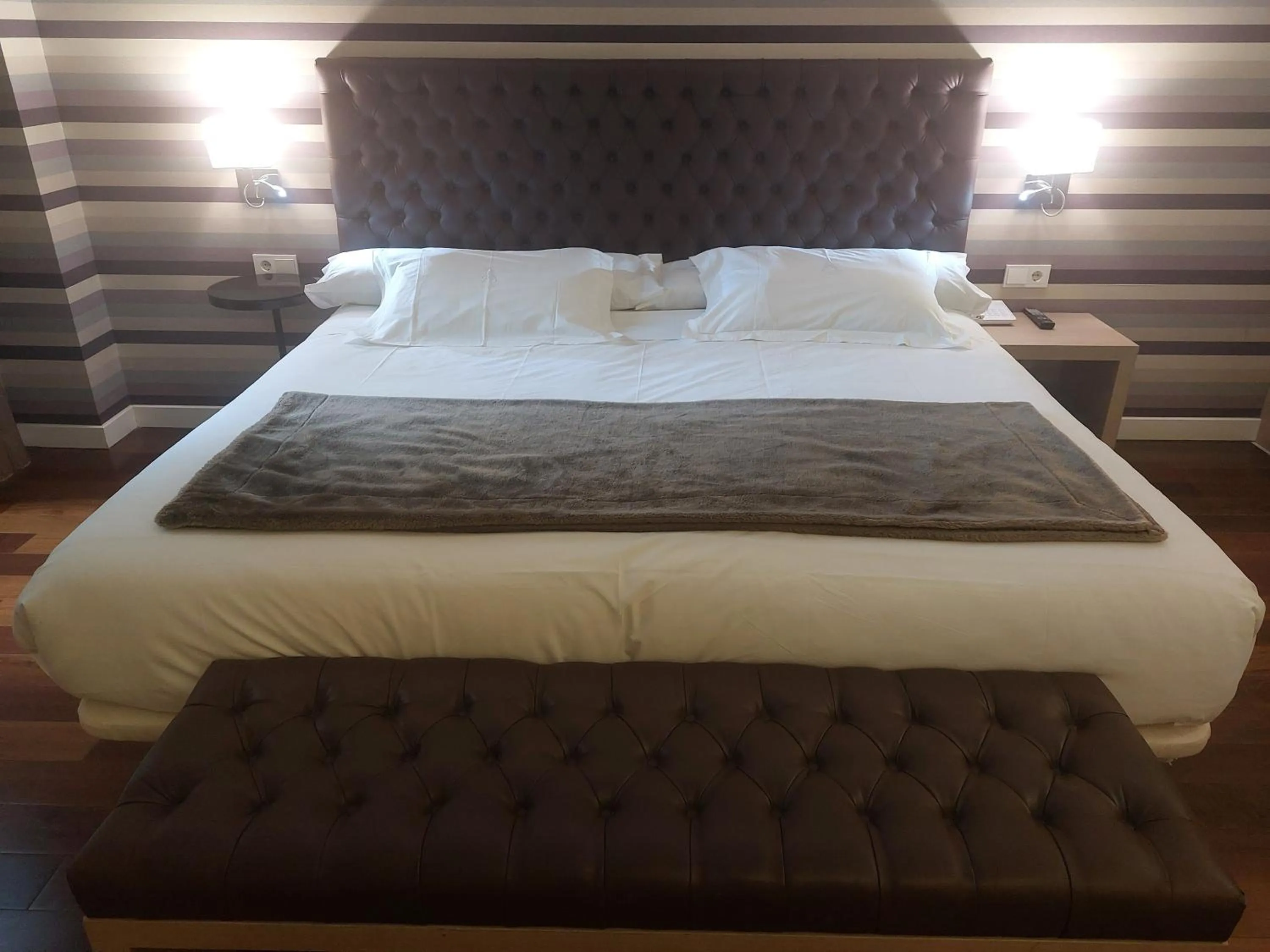Bed in U-Hotel Spa Ciudad de Astorga
