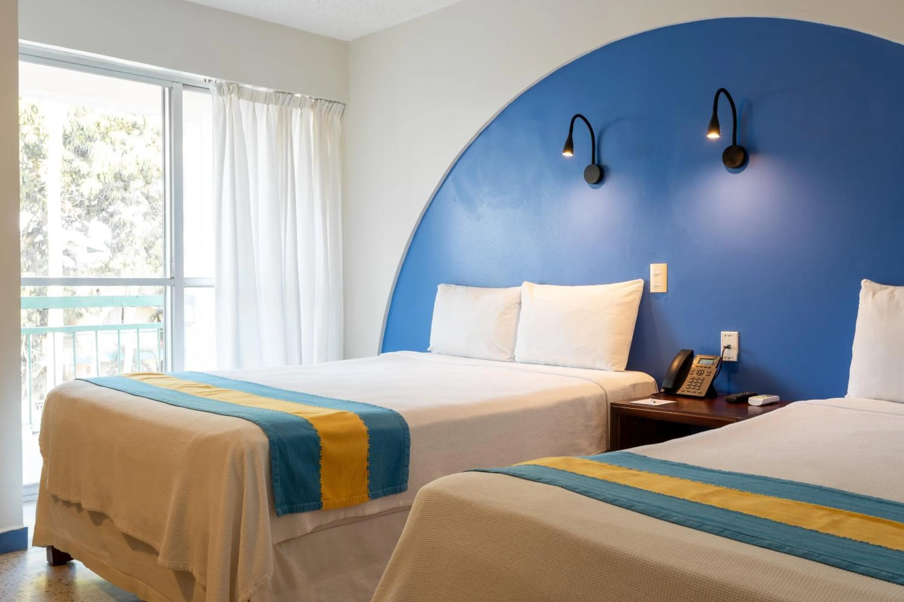 Bedroom, Bed in Hotel Suites Villasol