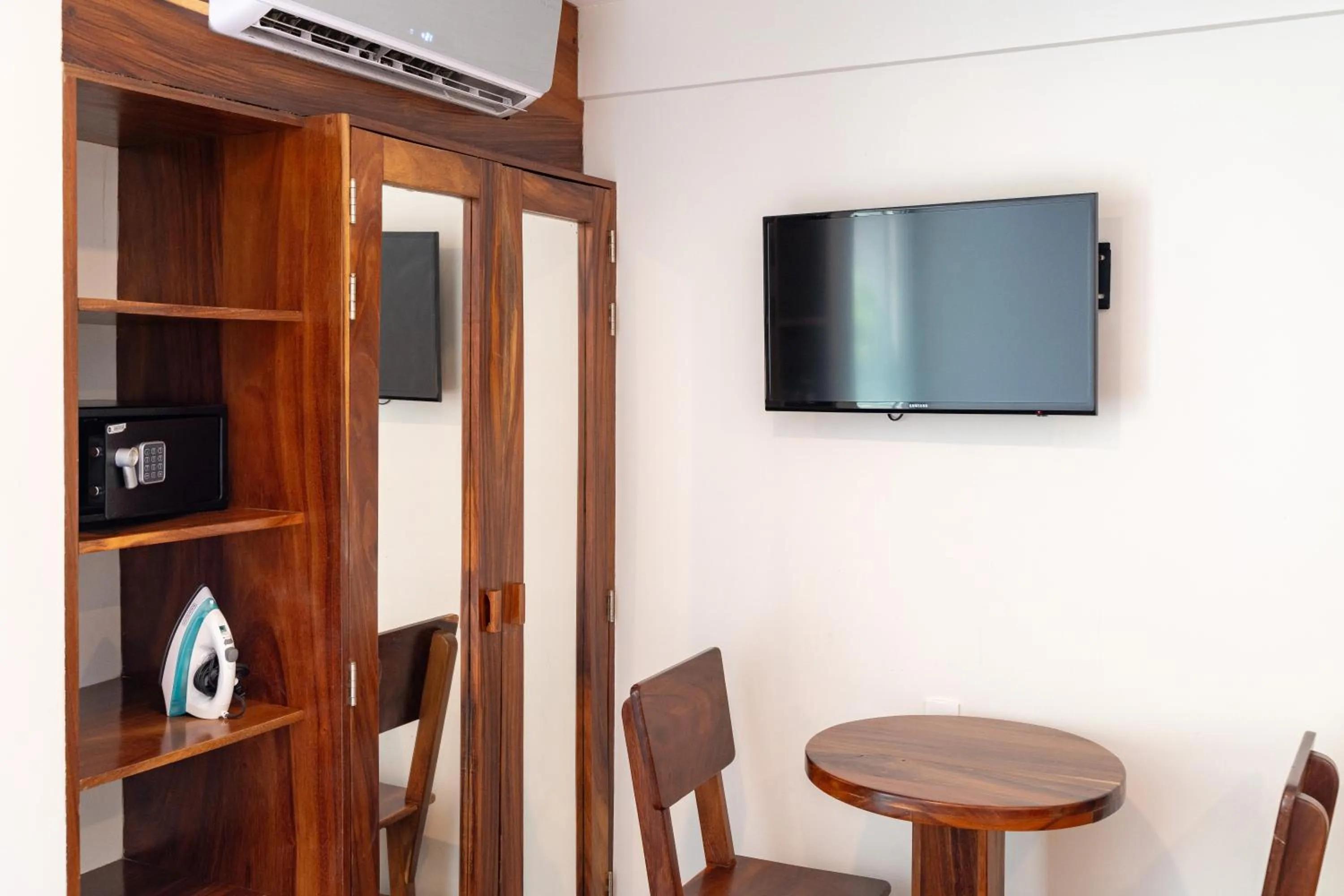 Bedroom in Hotel Suites Villasol