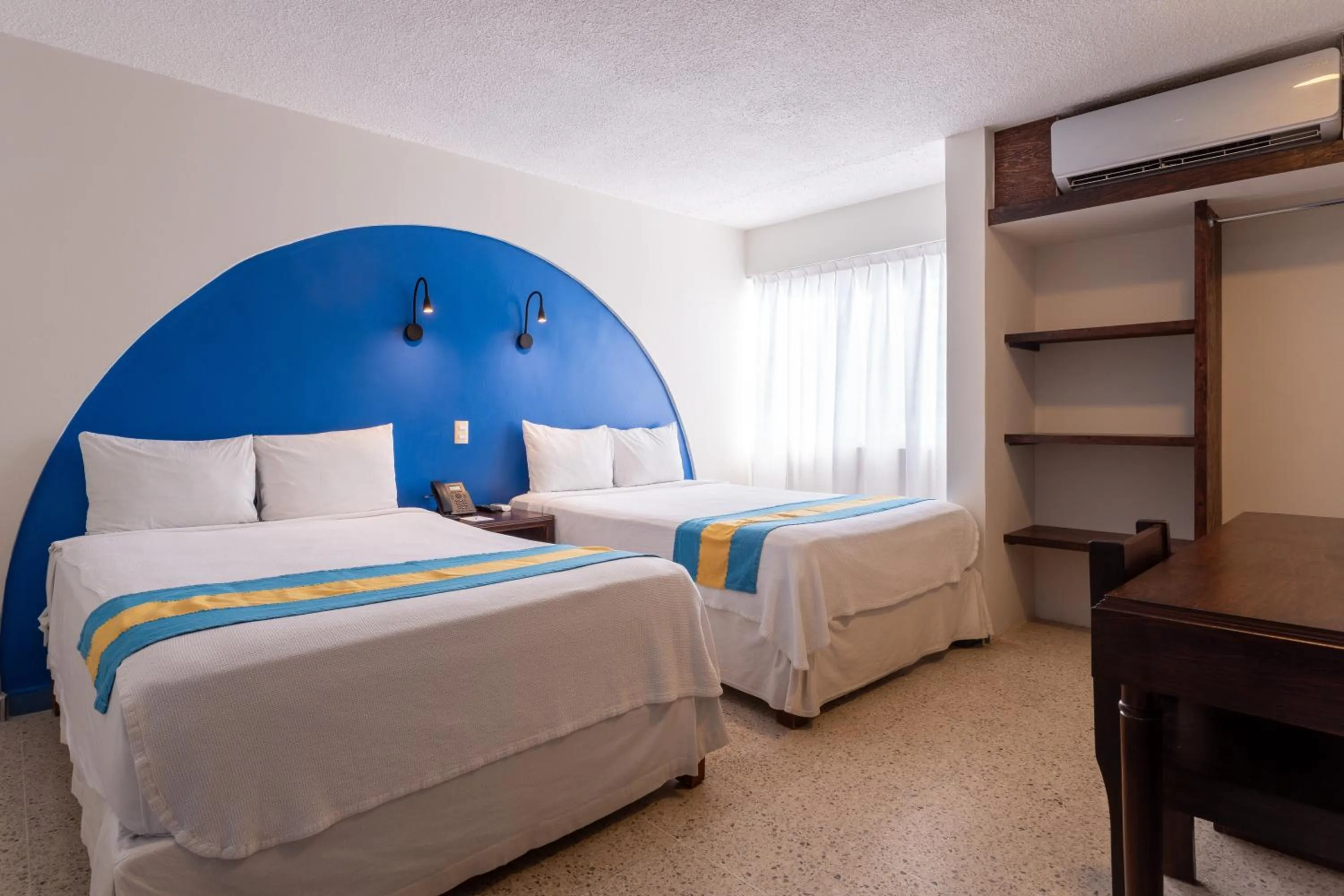 Bedroom, Bed in Hotel Suites Villasol