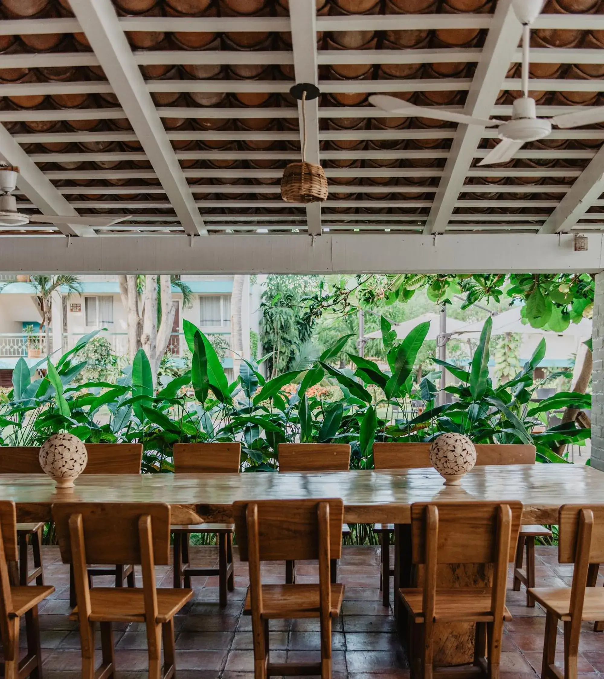 Restaurant/places to eat in Hotel Suites Villasol Restaurant/places to eat in Hotel Suites Villasol