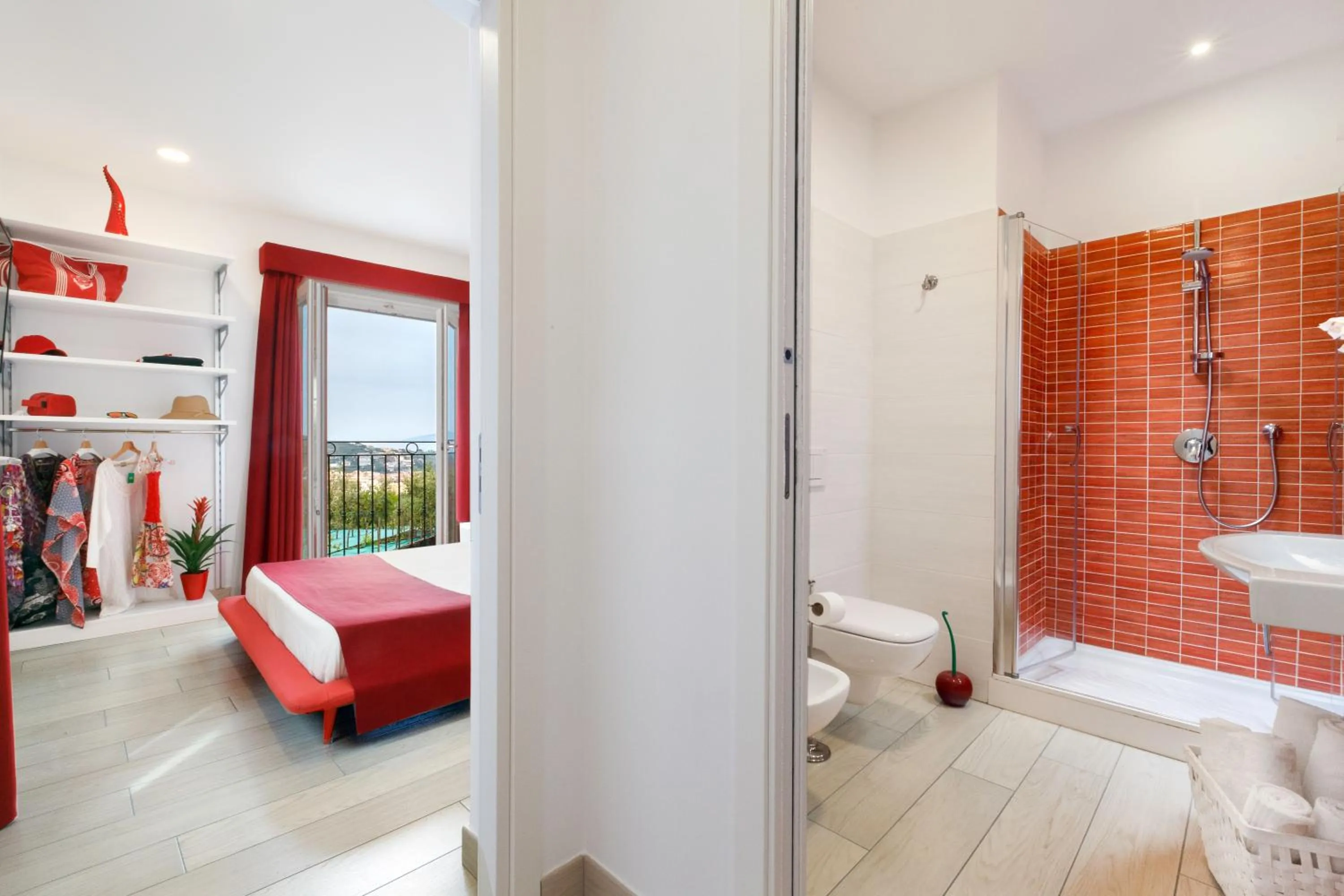 Photo of the whole room in Eterea Charming Suites