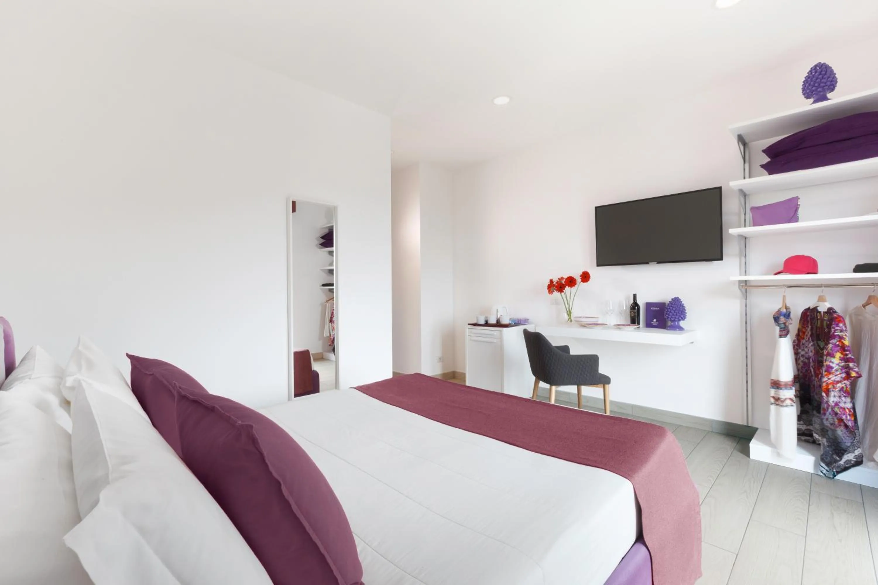 Bedroom, Bed in Eterea Charming Suites