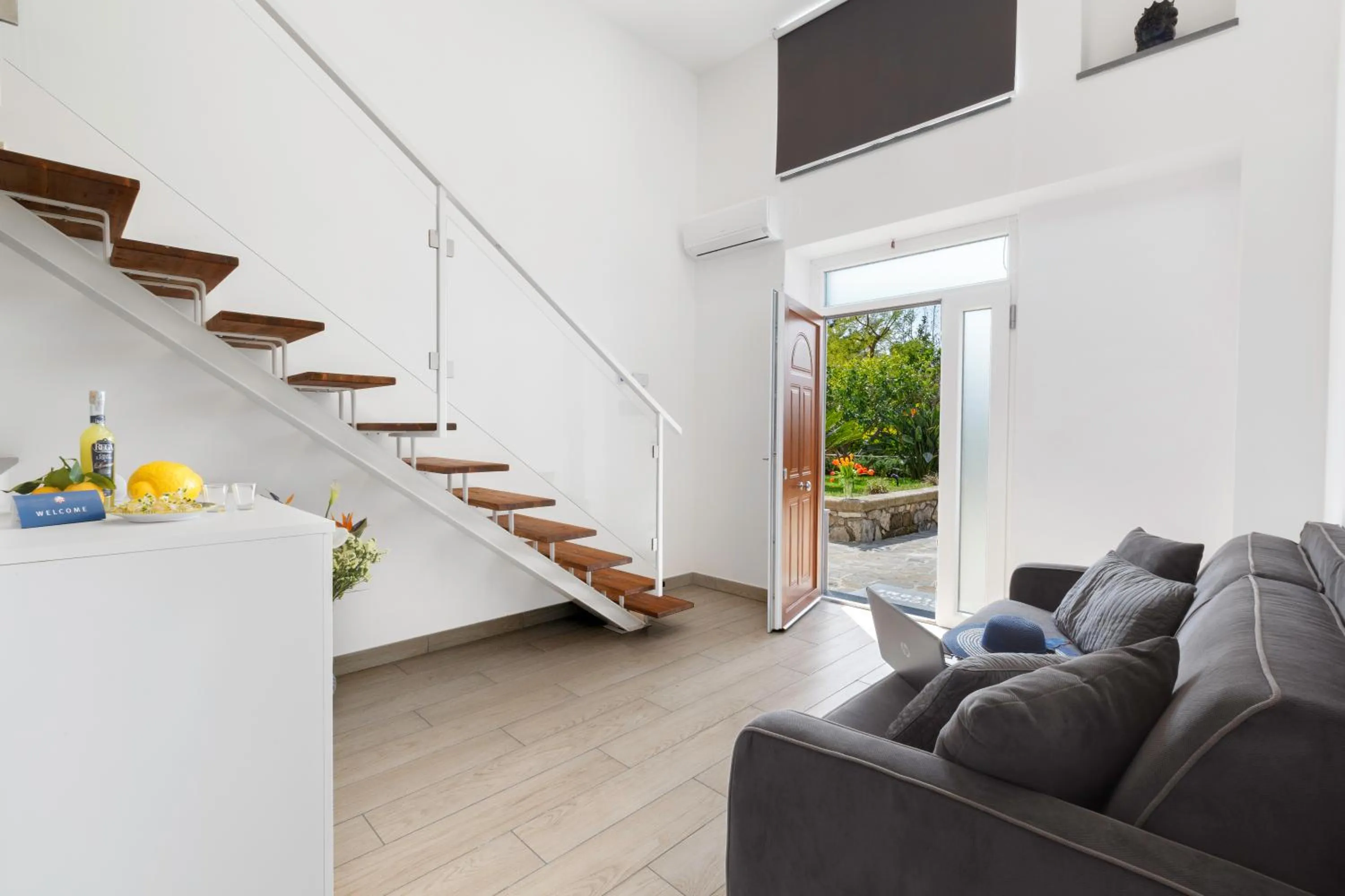 Living room in Eterea Charming Suites