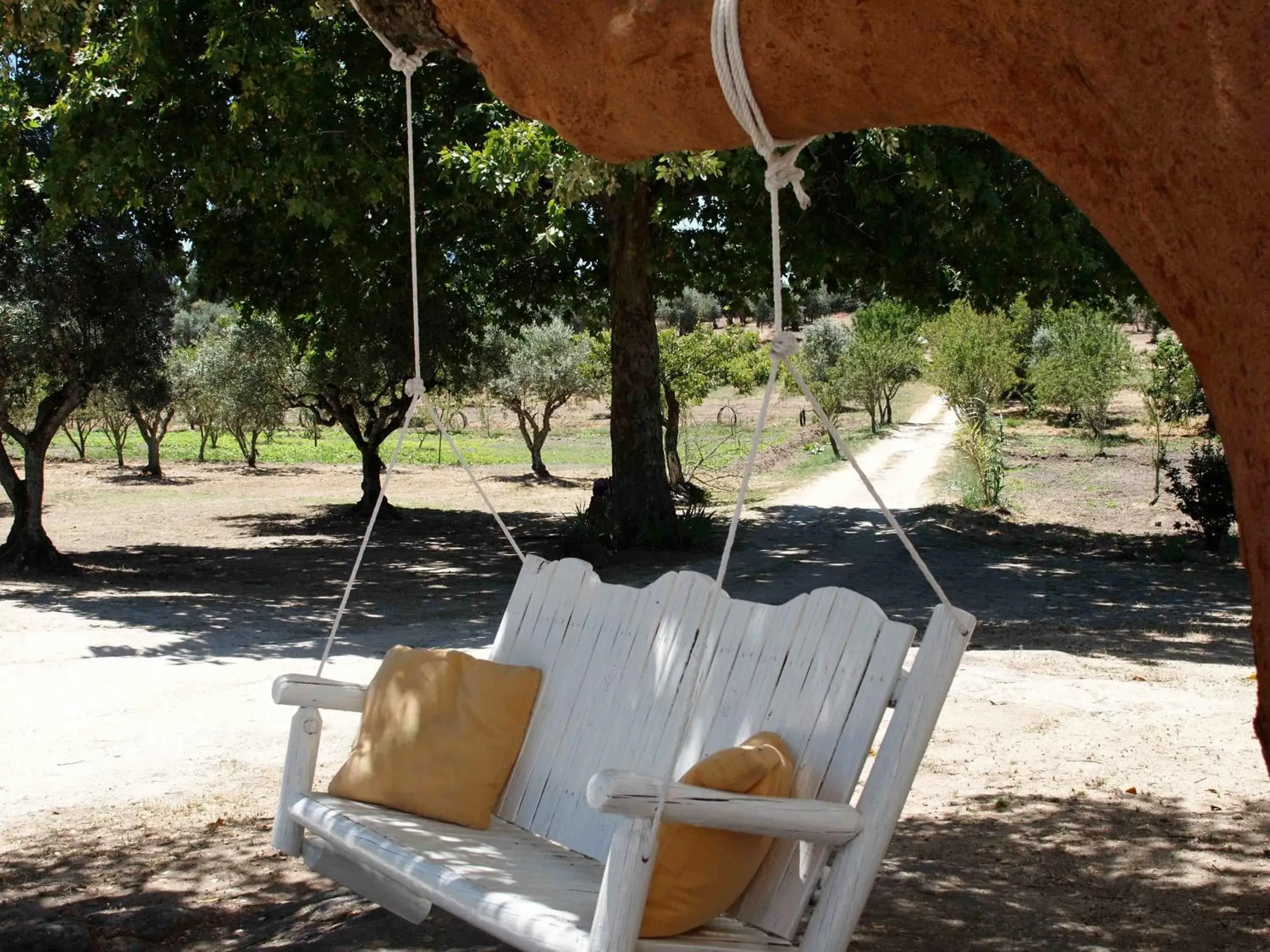 Facade/entrance in Quinta Dos Ribeiros Facade/entrance in Quinta Dos Ribeiros