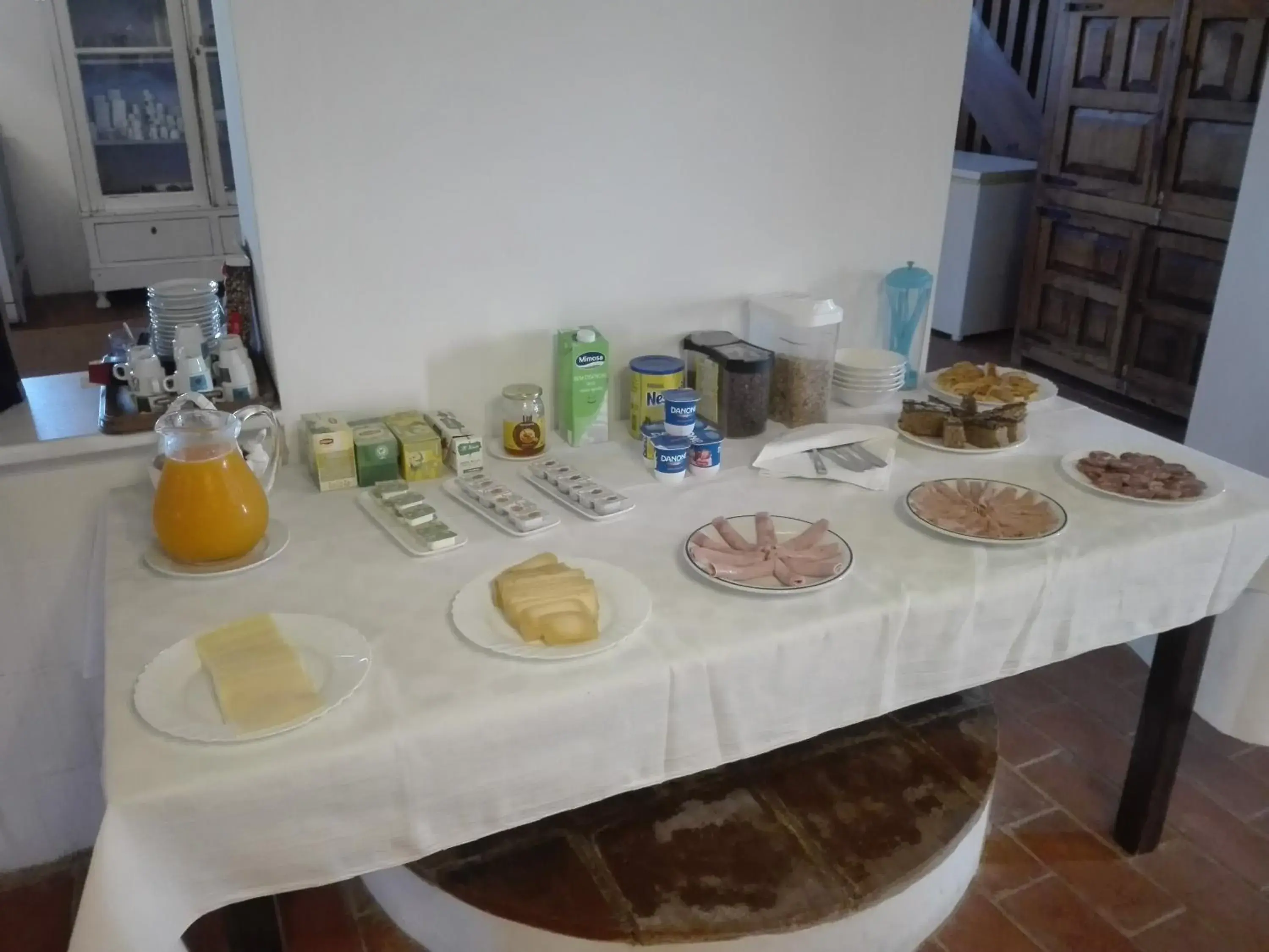 Breakfast in Quinta Dos Ribeiros Breakfast in Quinta Dos Ribeiros