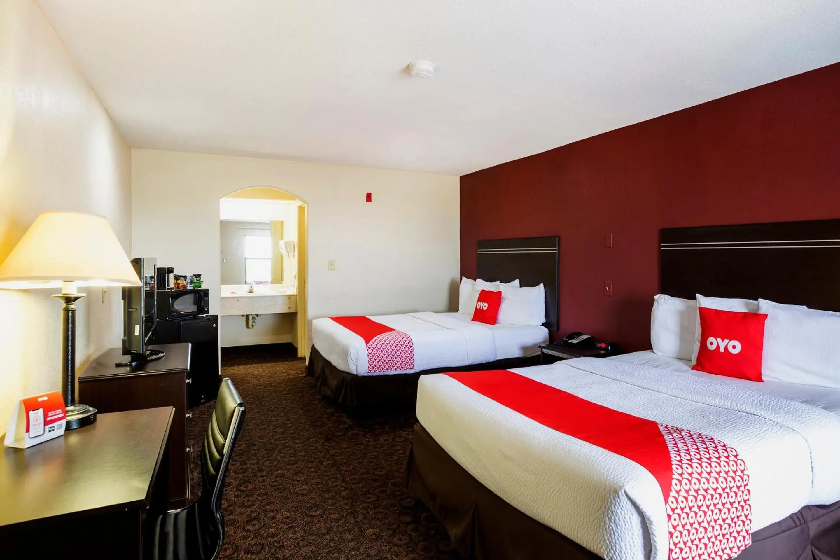 Bedroom, Bed in OYO Hotel LSU Bedroom, Bed in OYO Hotel LSU