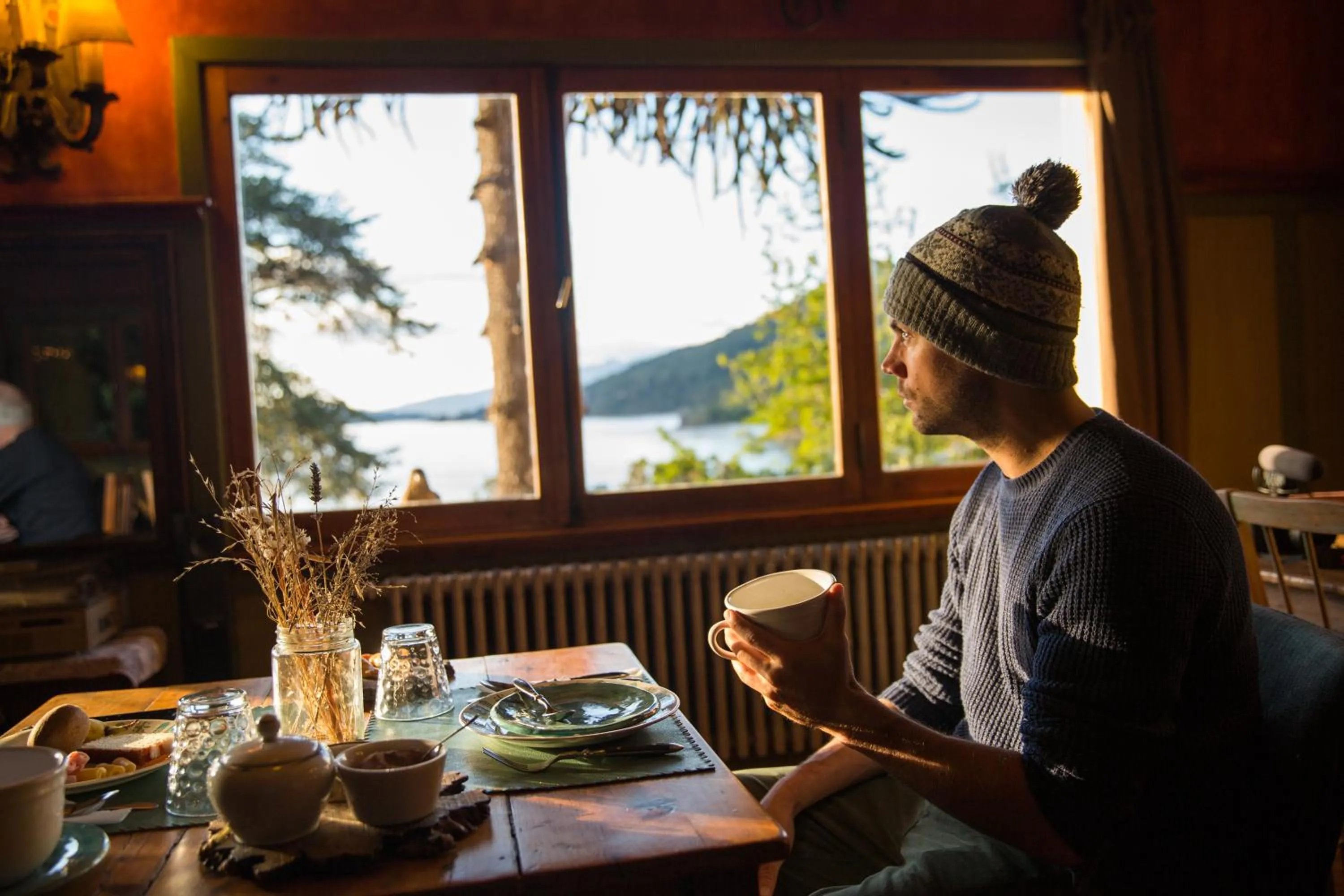Los Juncos Patagonian Lake House