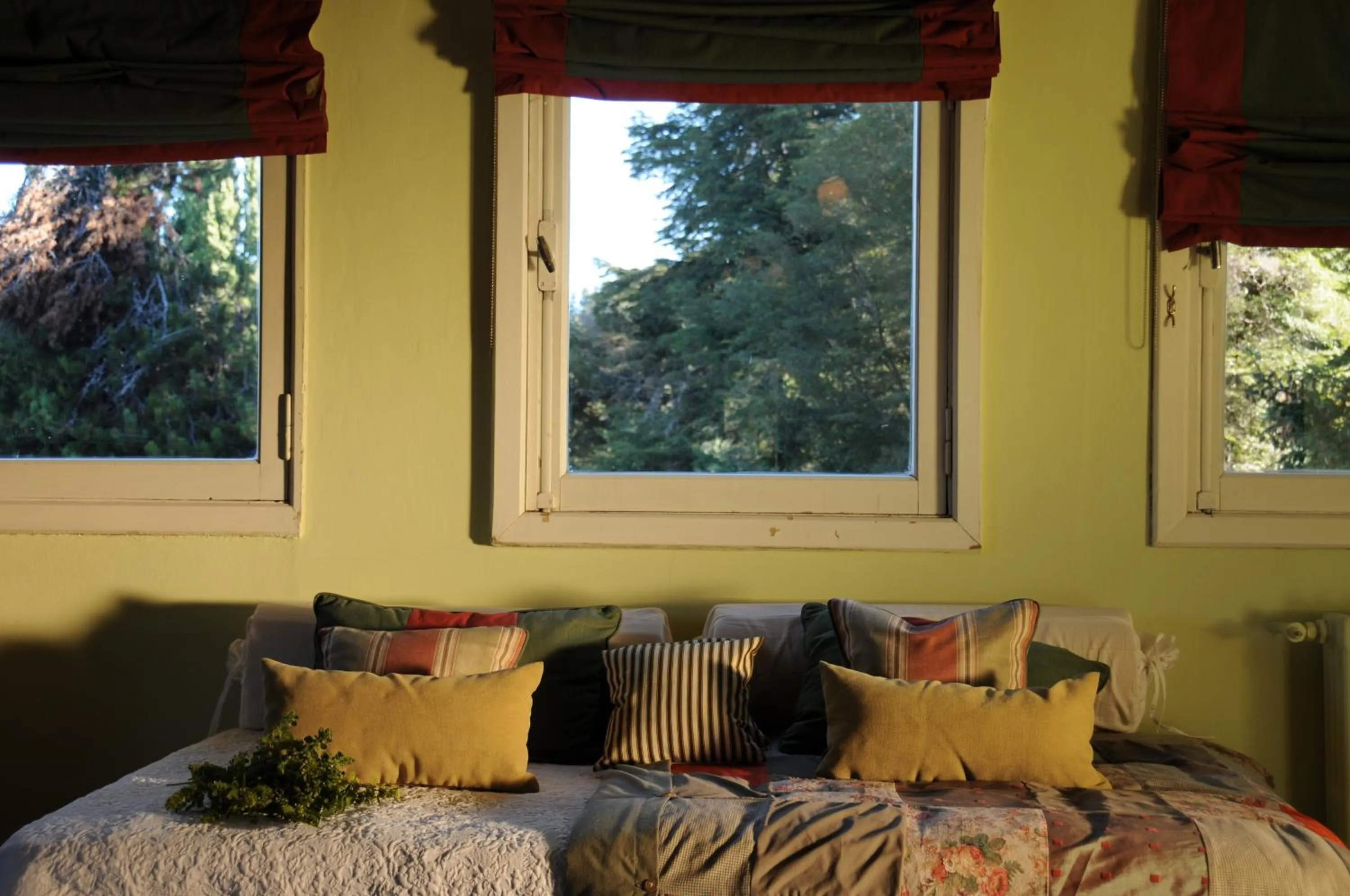 Bedroom, Bed in Los Juncos Patagonian Lake House