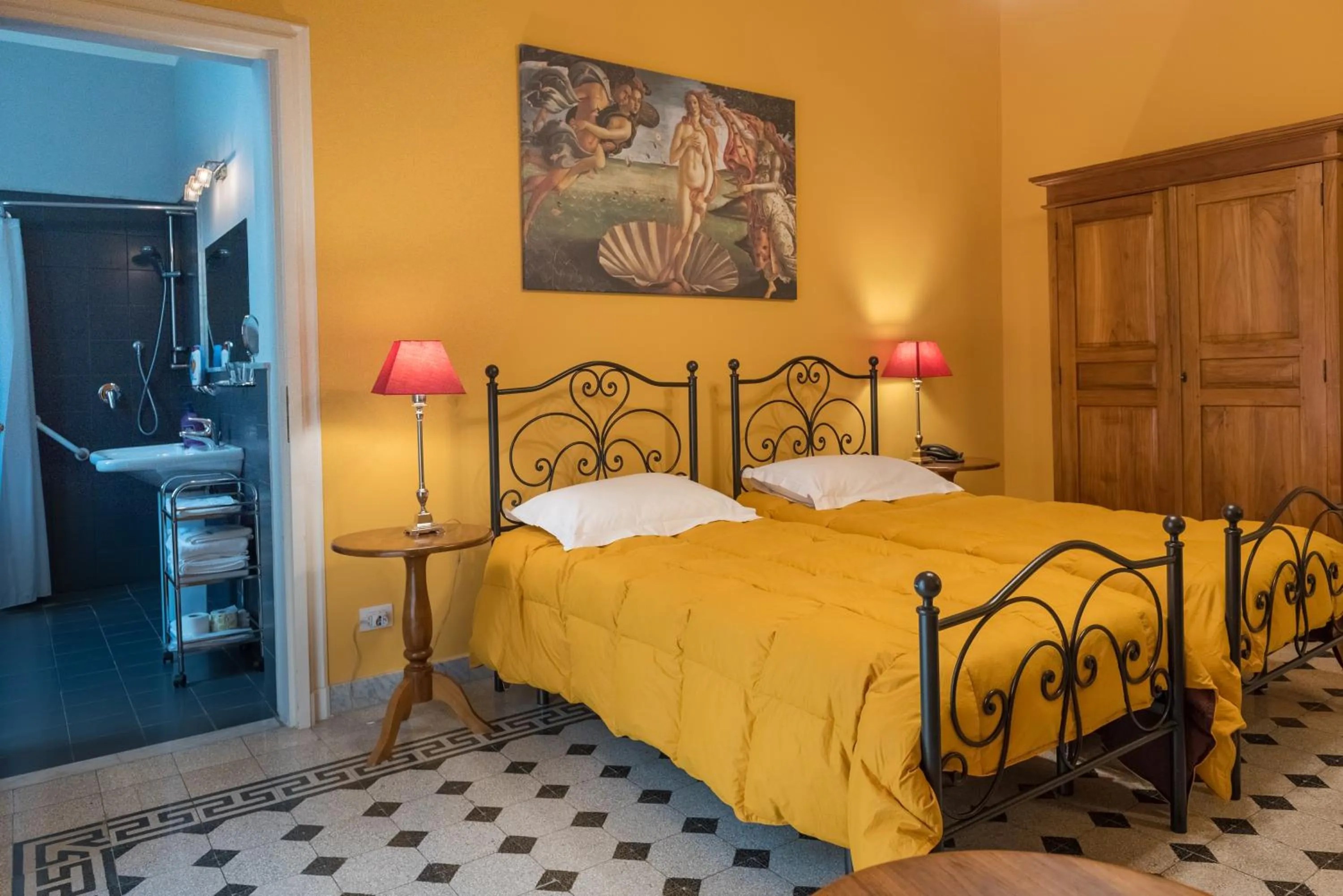 Bed in palazzo pantaleo