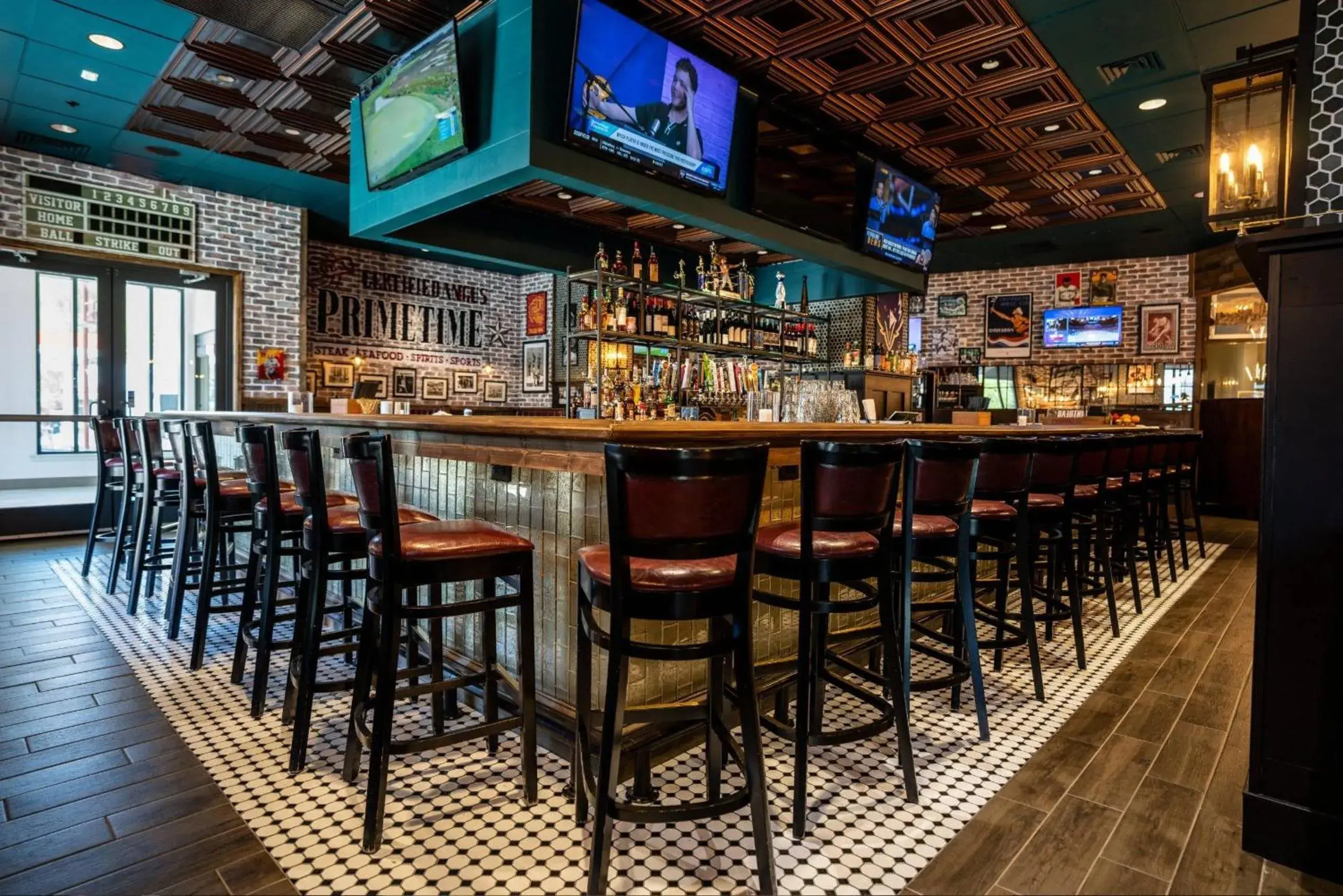 Lounge or bar in Cambria Hotel College Park Lounge or bar in Cambria Hotel College Park