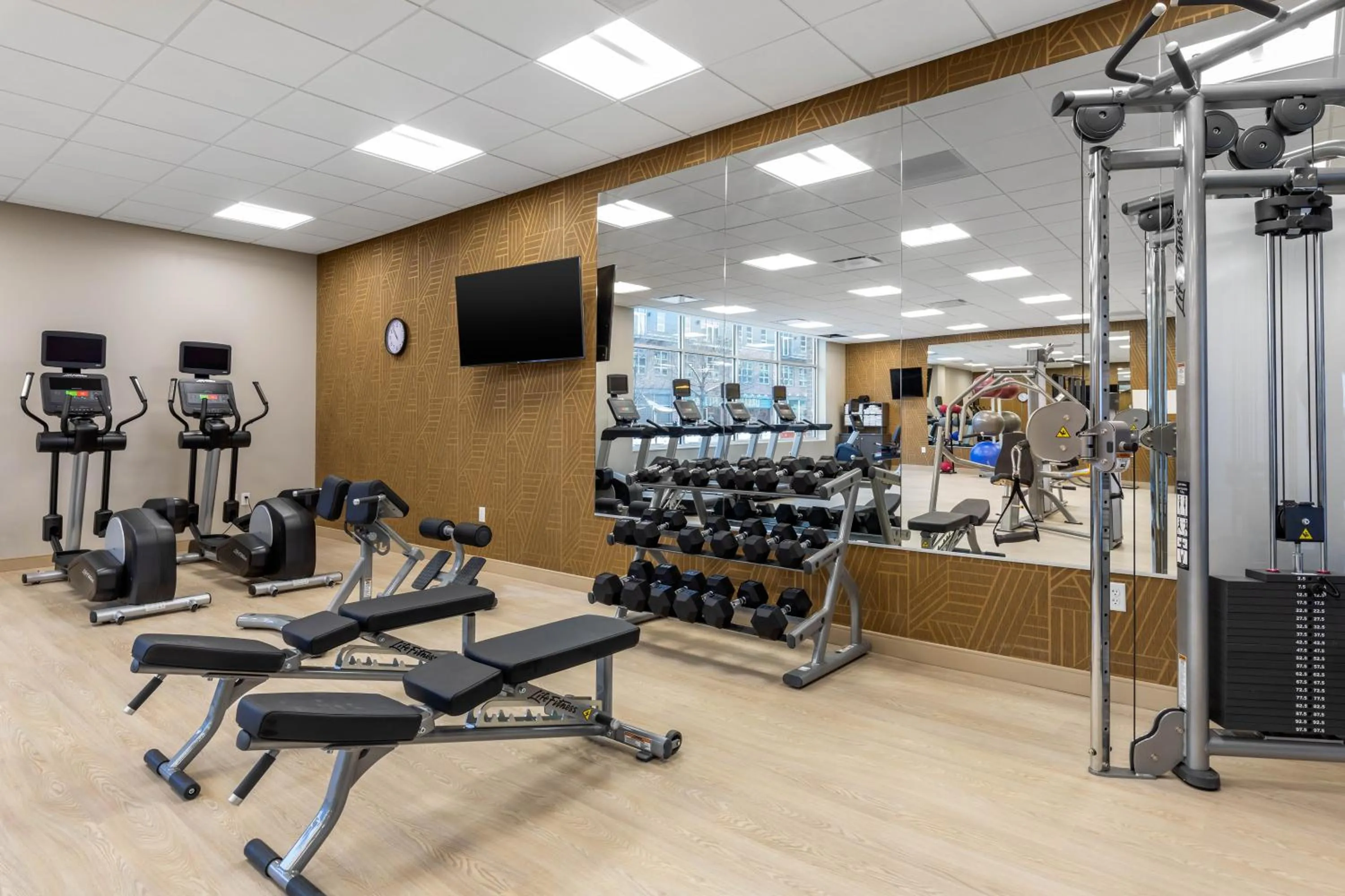 Fitness centre/facilities in Cambria Hotel Omaha Downtown