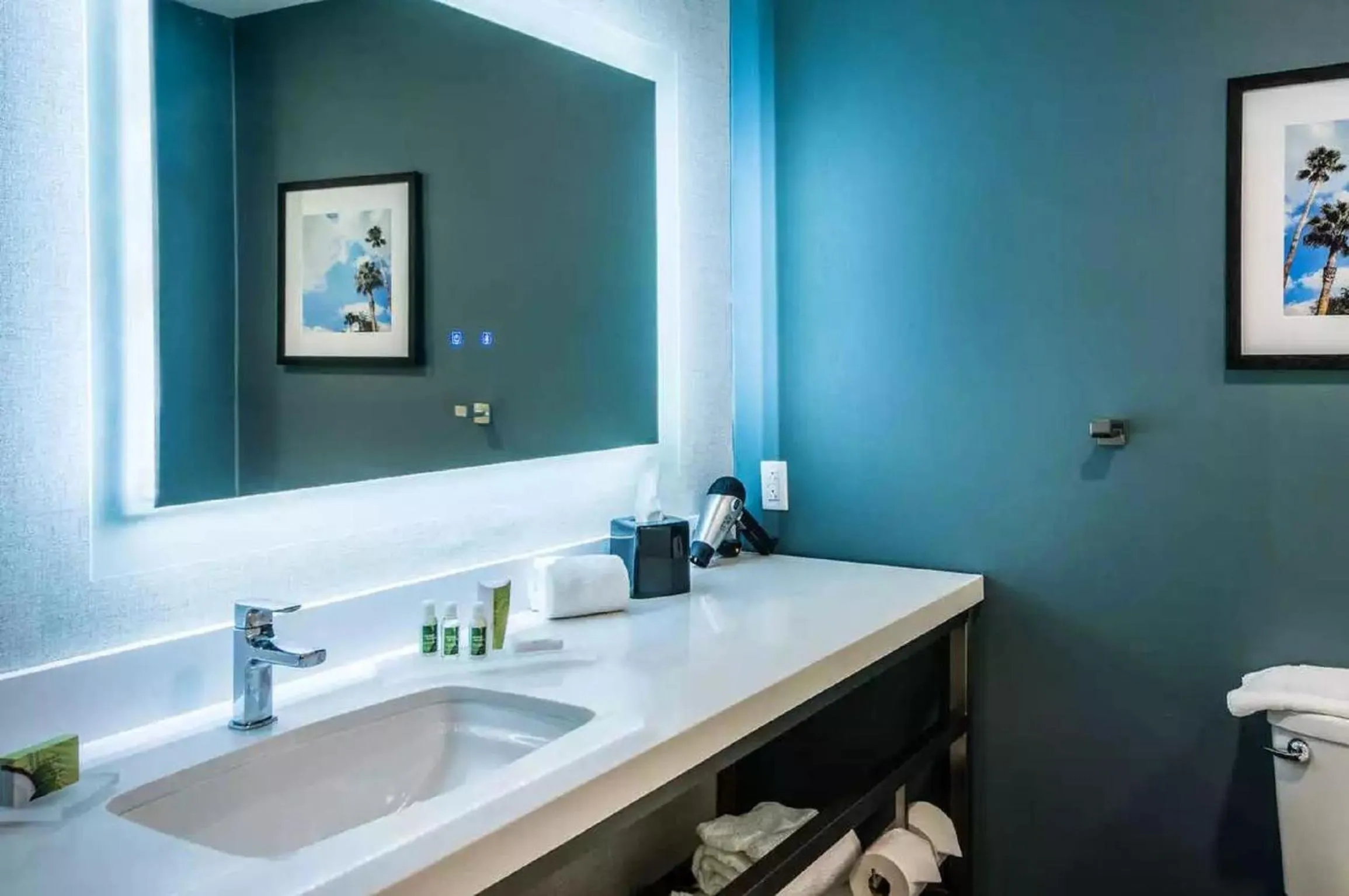 Bathroom in Cambria Hotel Omaha Downtown