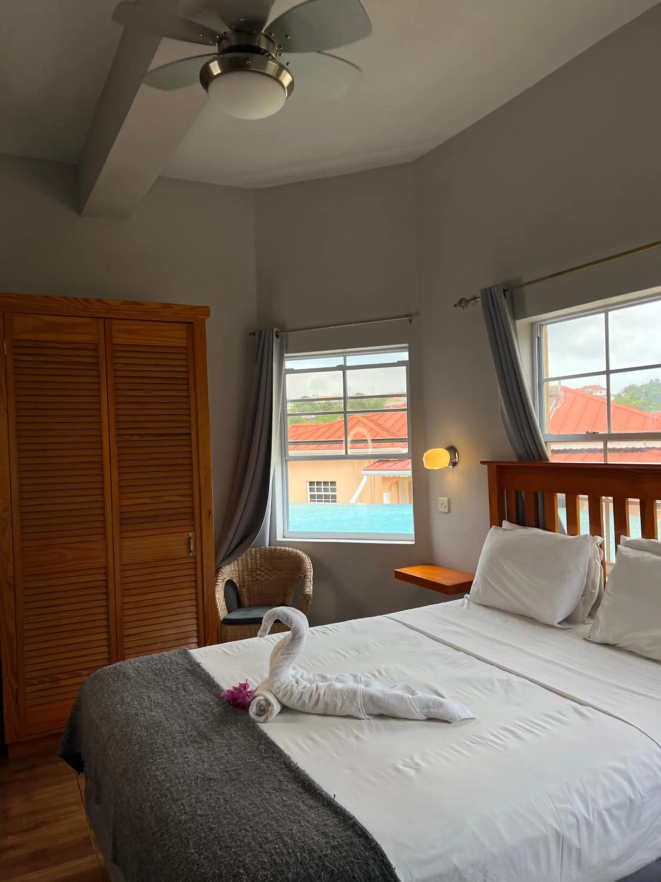 Bedroom, Bed in La Heliconia & Day Spa