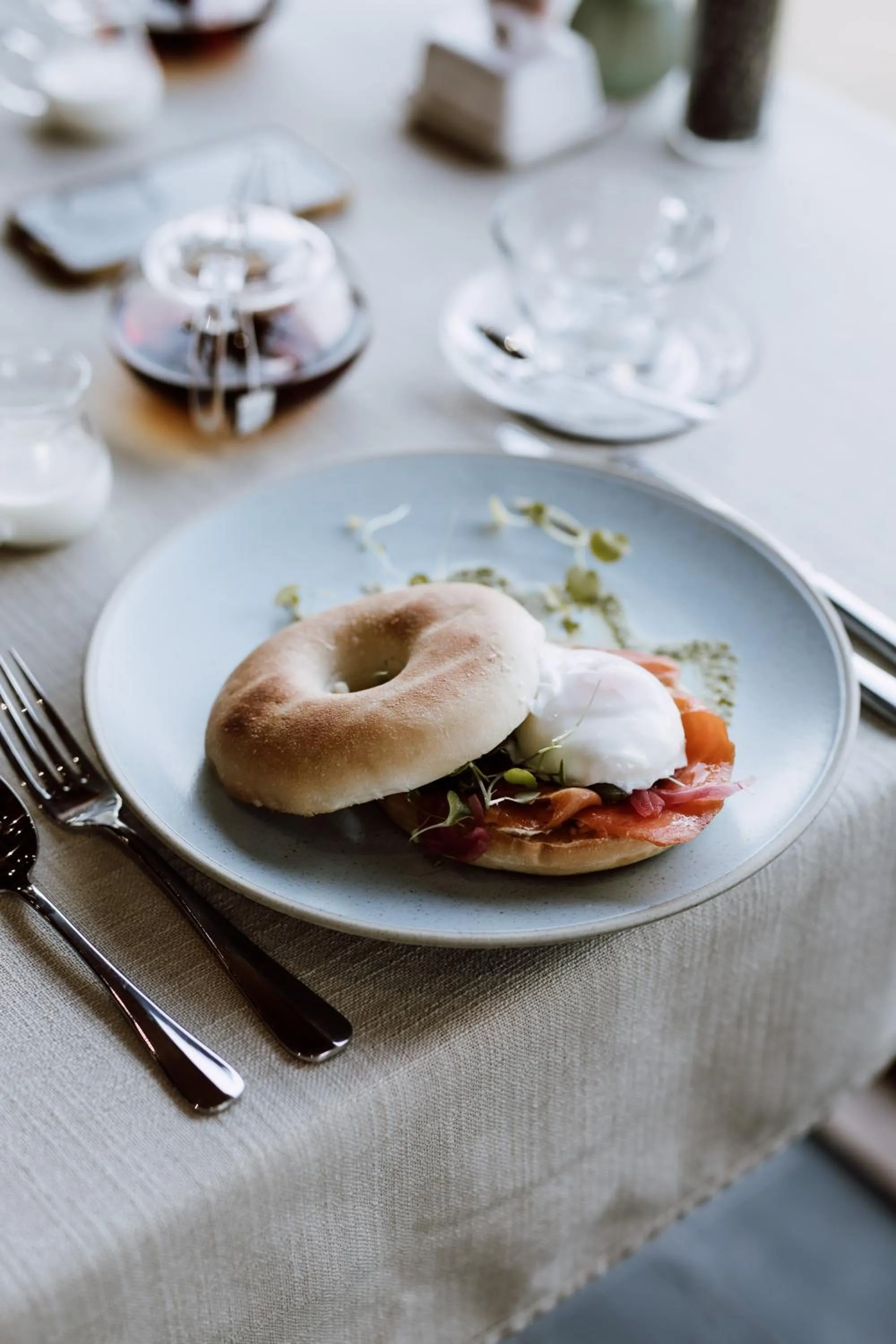 Breakfast in Cabot Lodge - Fiordland National Park