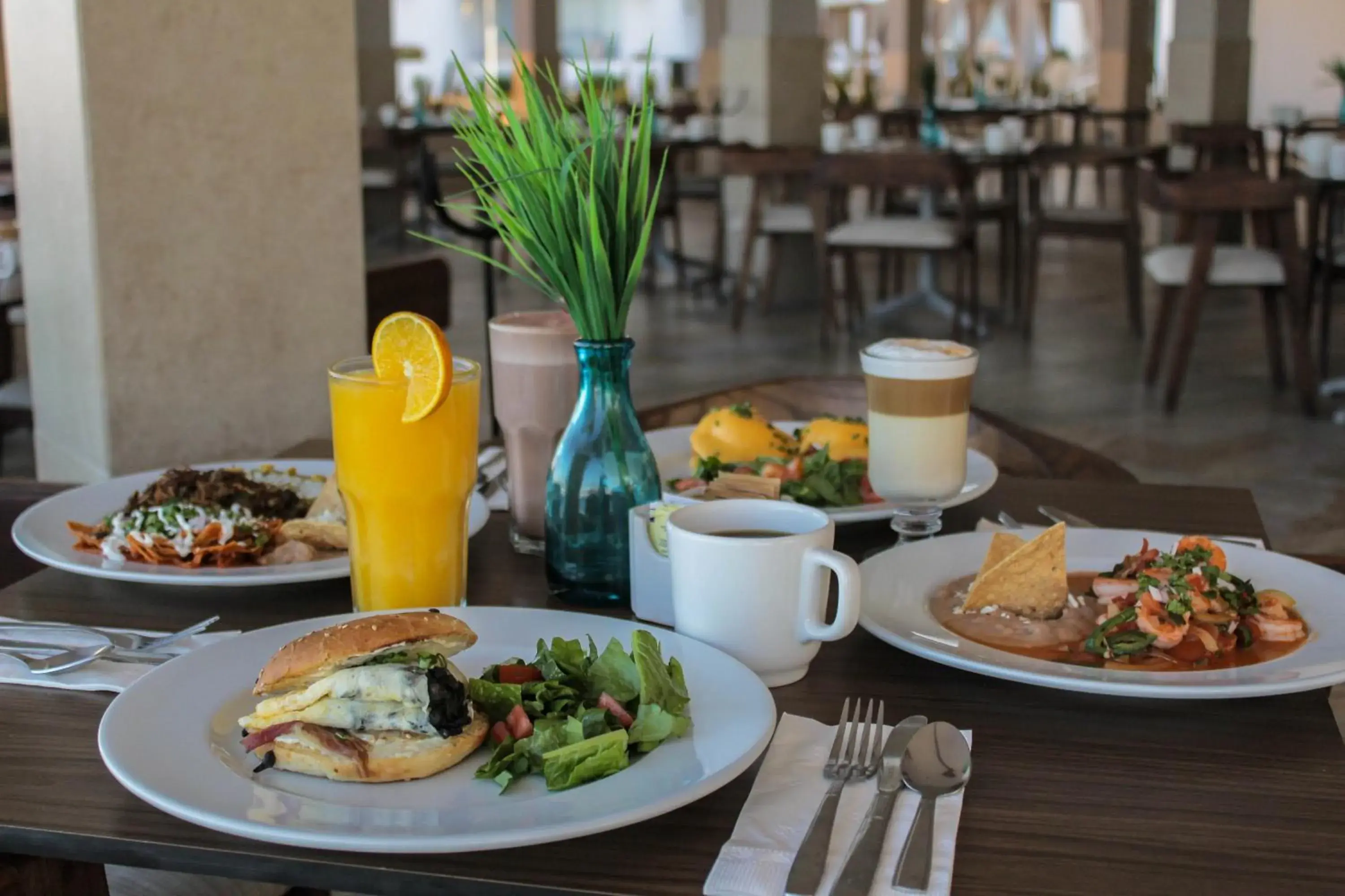 Restaurant/places to eat in The Inn at Mazatlan Restaurant/places to eat in The Inn at Mazatlan