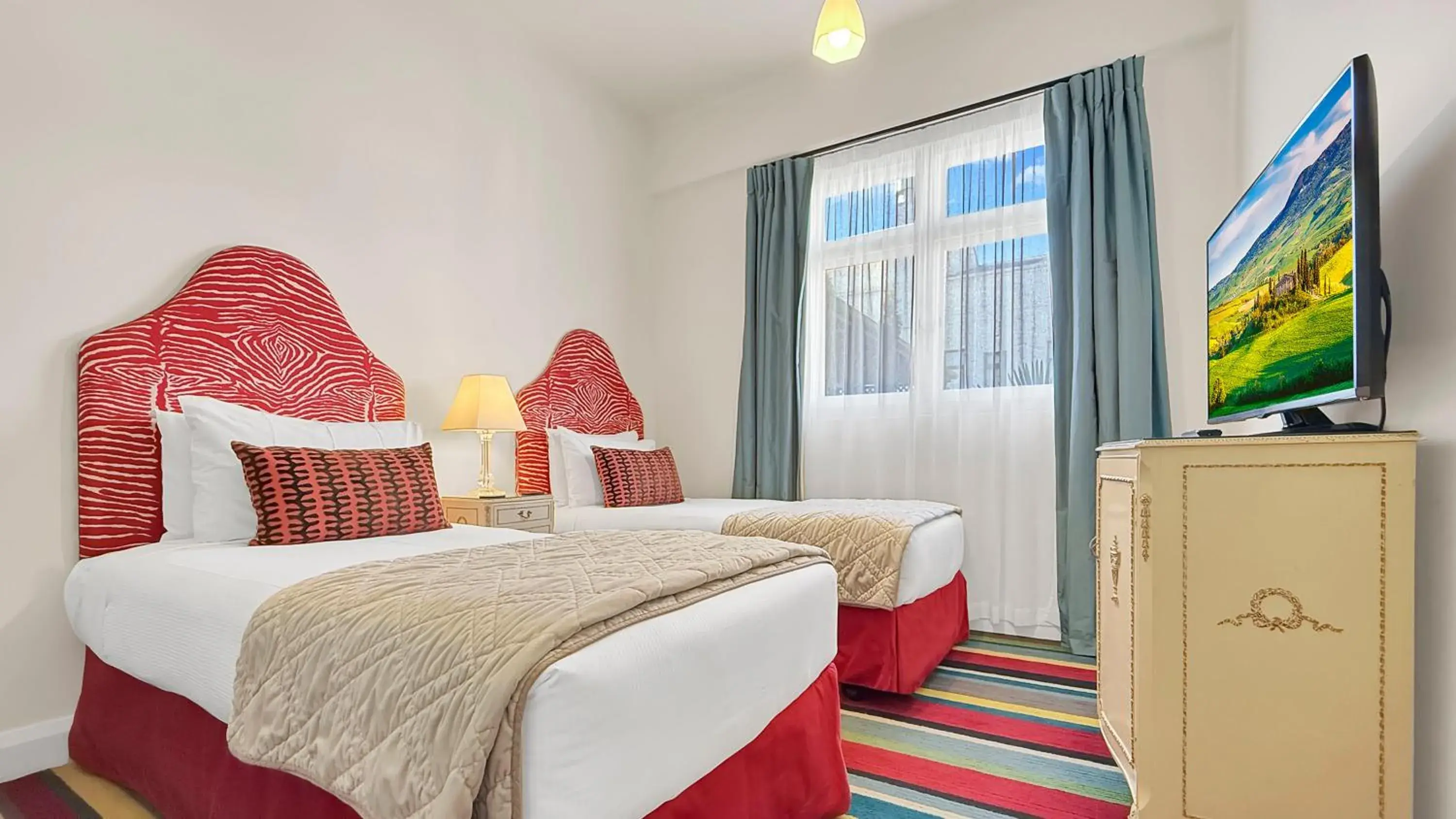 Superior Two-Bedroom Apartment in Art Deco Masonic Hotel Superior Two-Bedroom Apartment in Art Deco Masonic Hotel