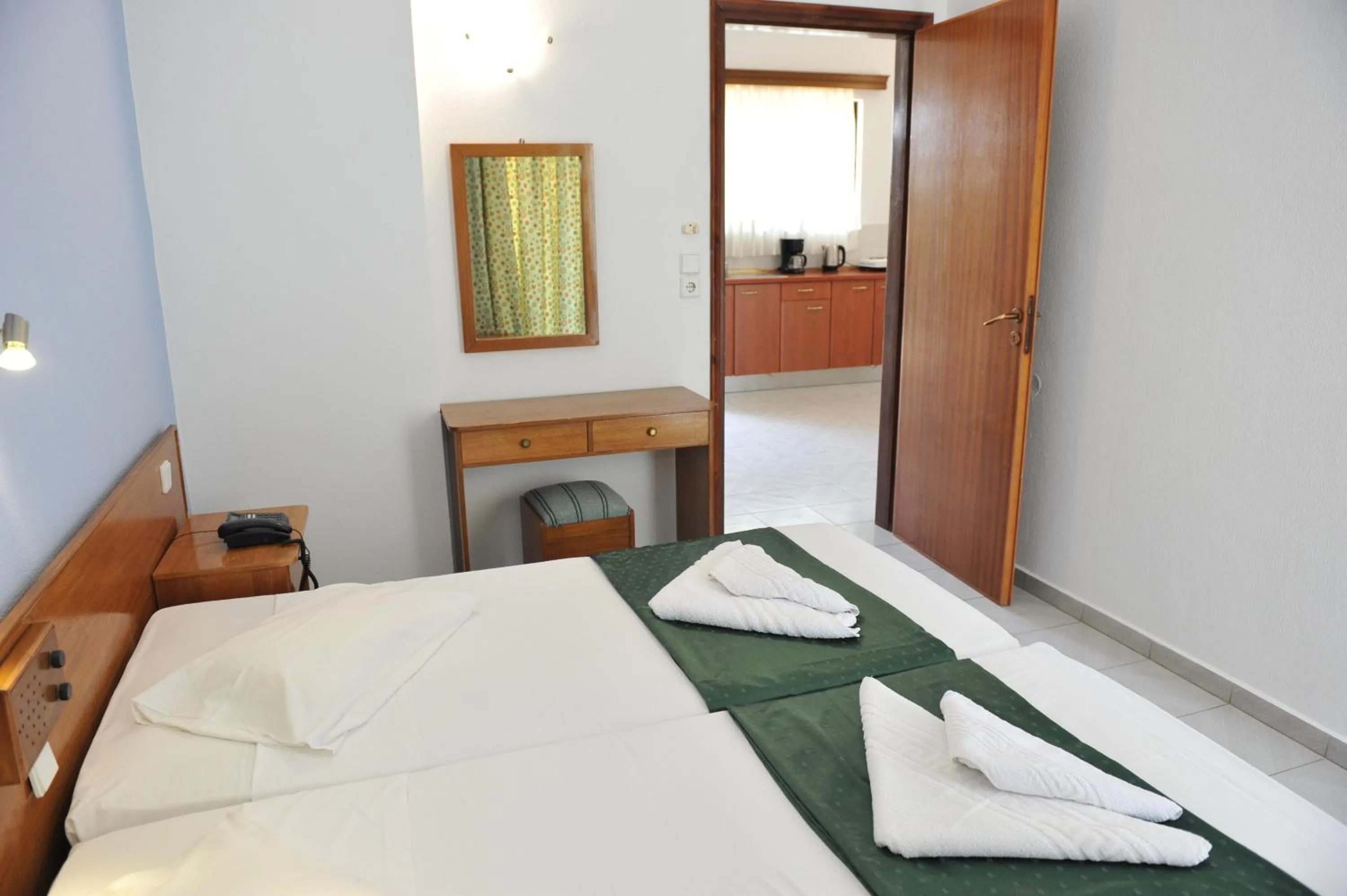 Bedroom, Bed in Maritime