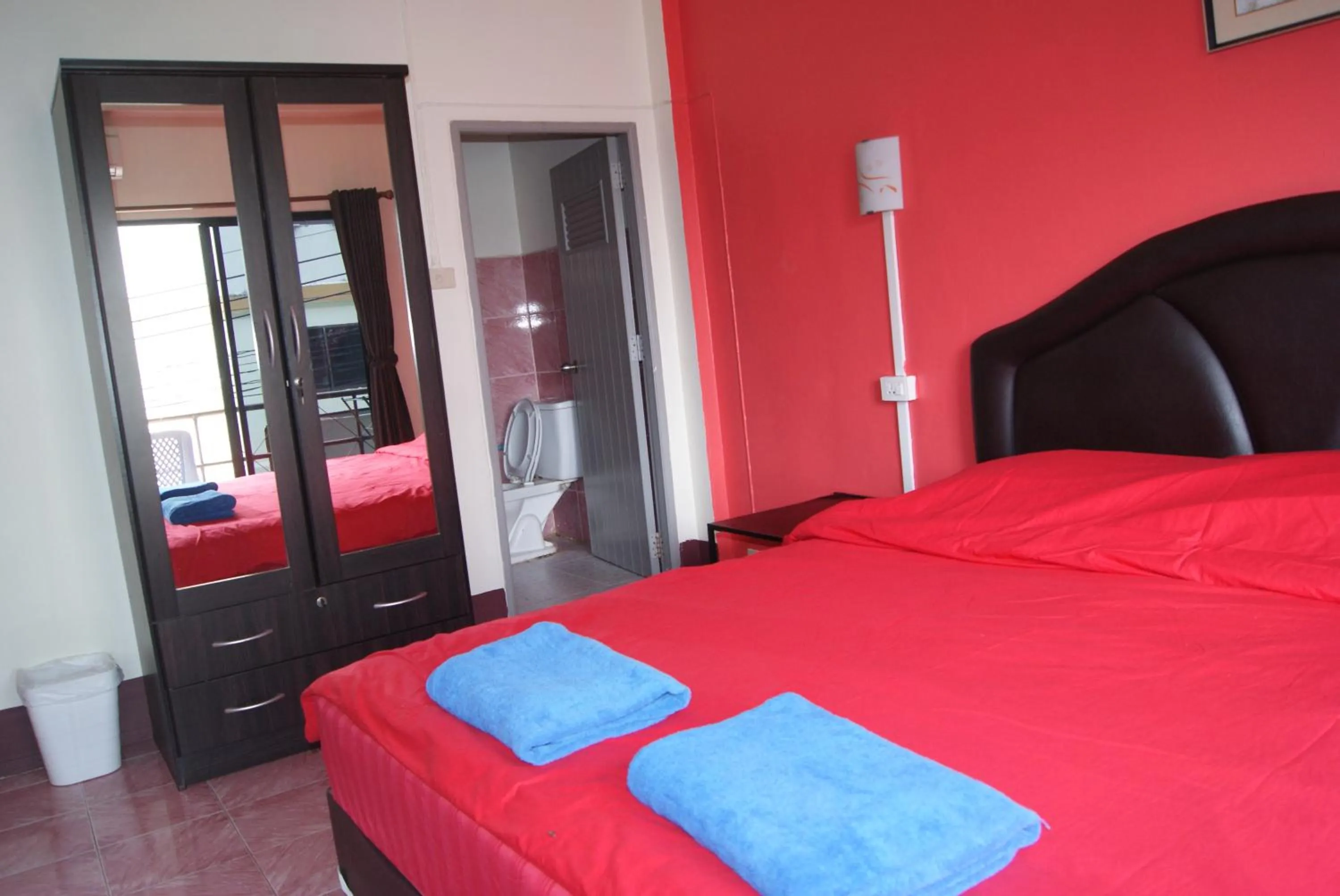 Photo of the whole room, Bed in Pineapple Guesthouse