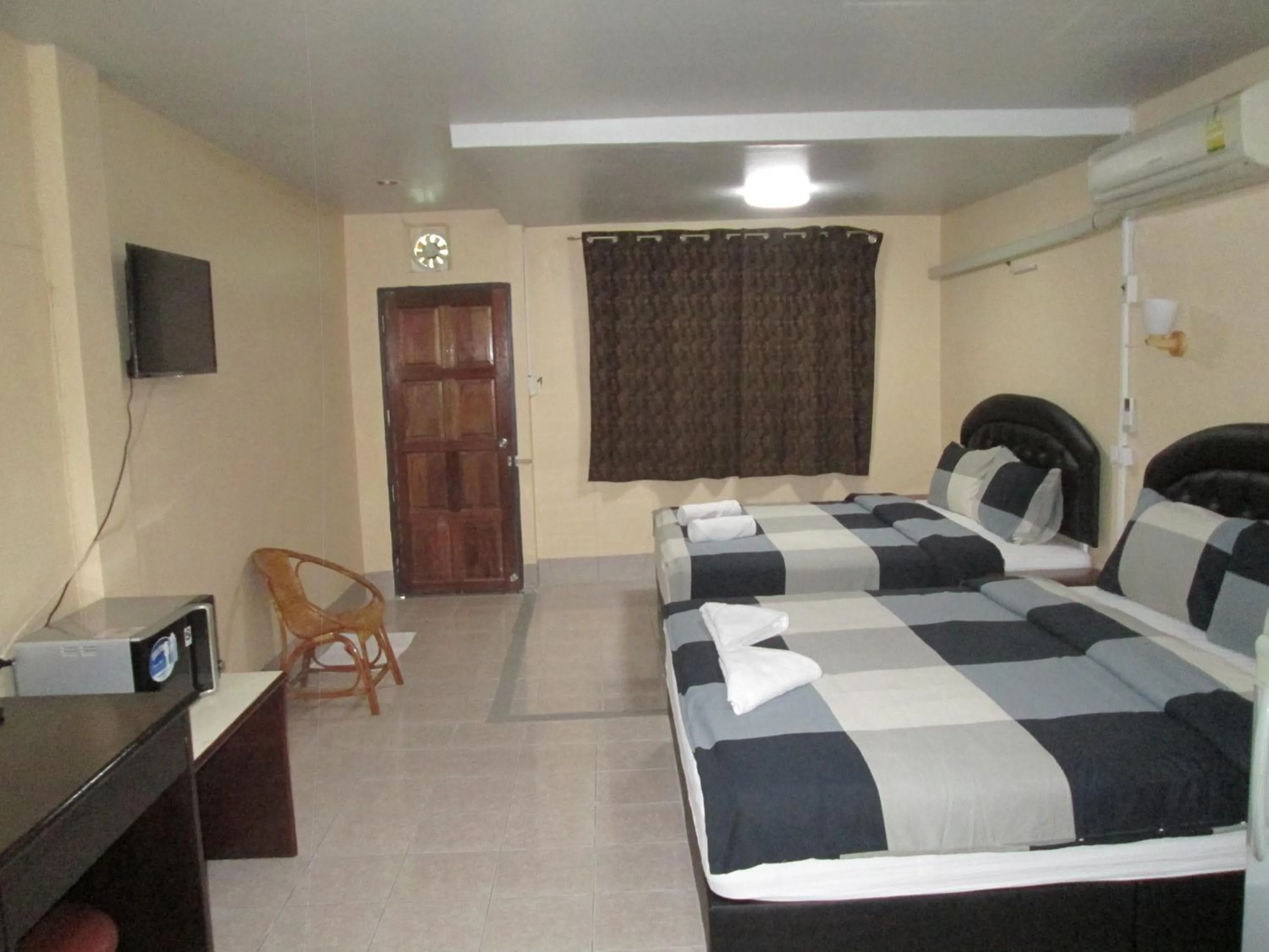 Bed in Pineapple Guesthouse