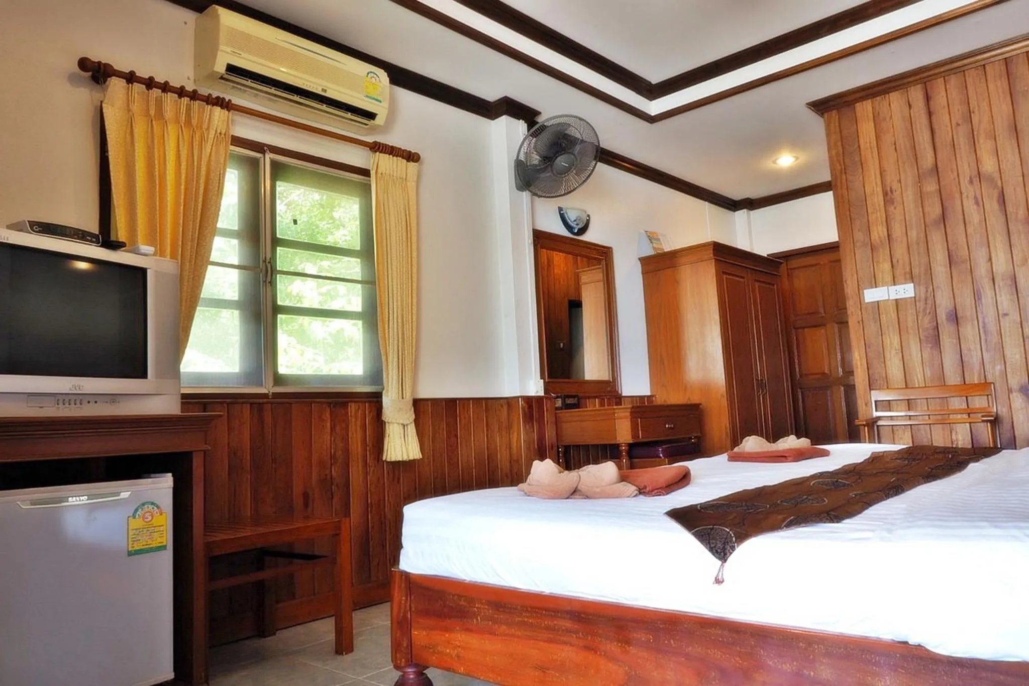 Bed in Blue Diamond Resort